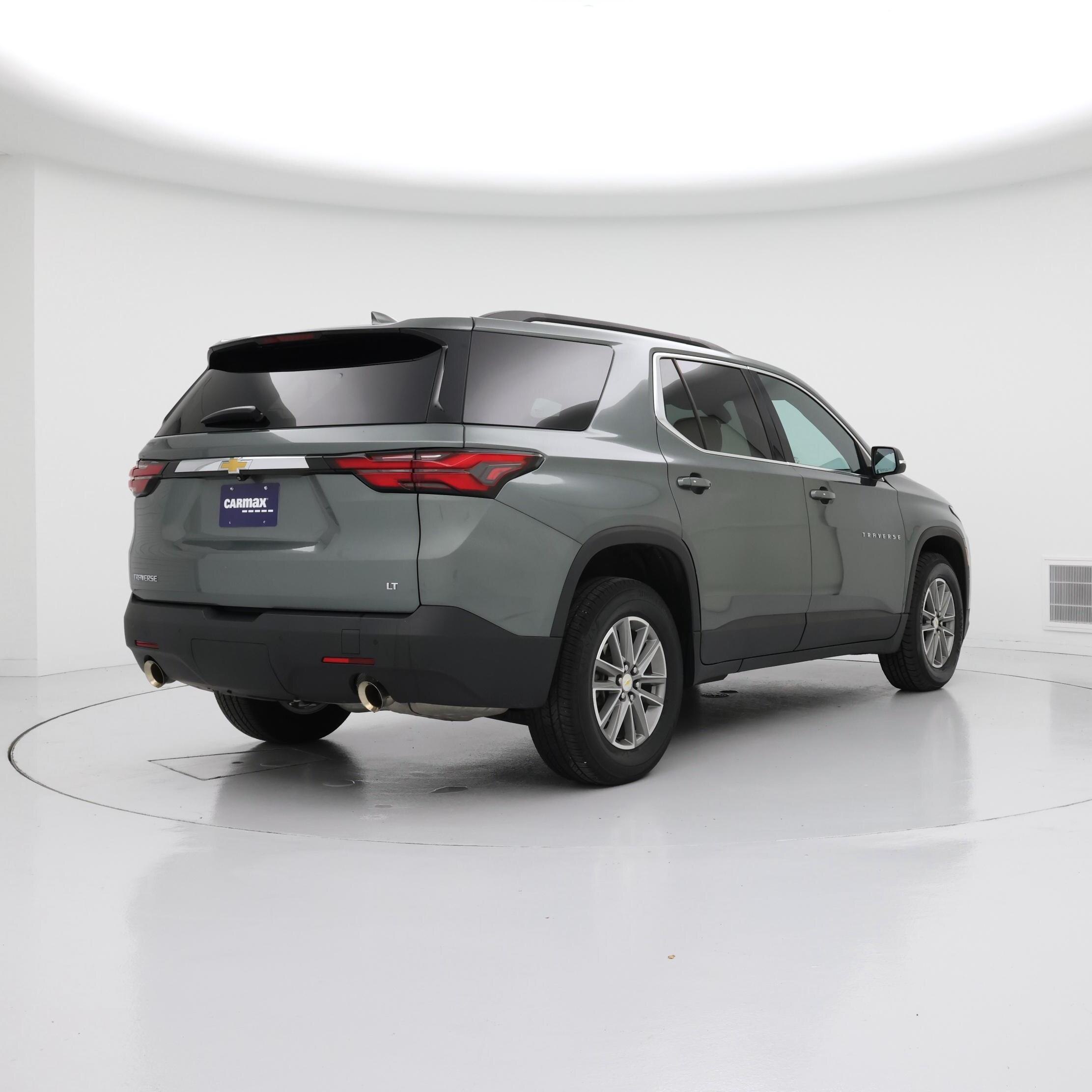 Thumbnail: 2023 Chevrolet Traverse - 8
