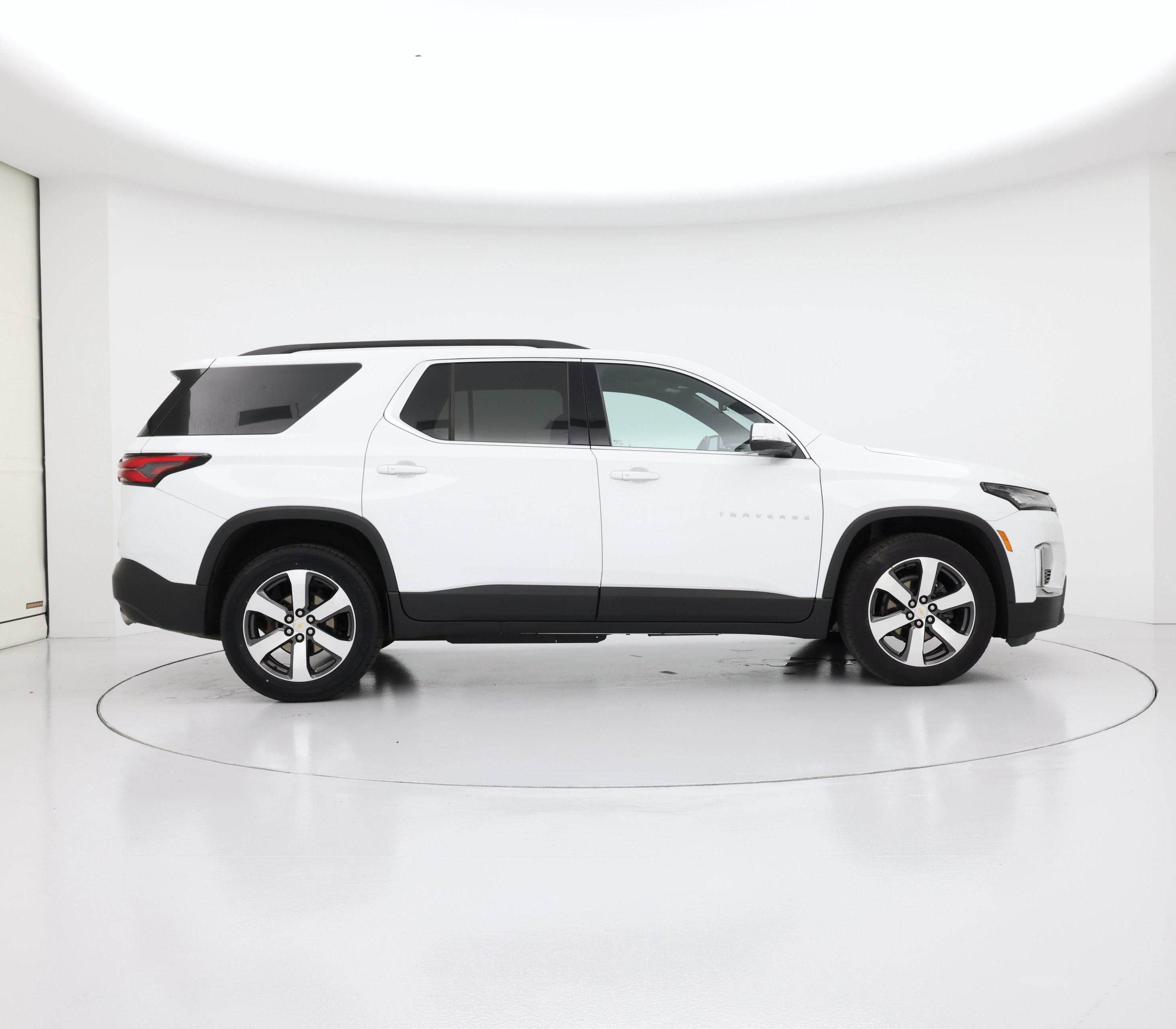 Thumbnail: 2023 Chevrolet Traverse - 7