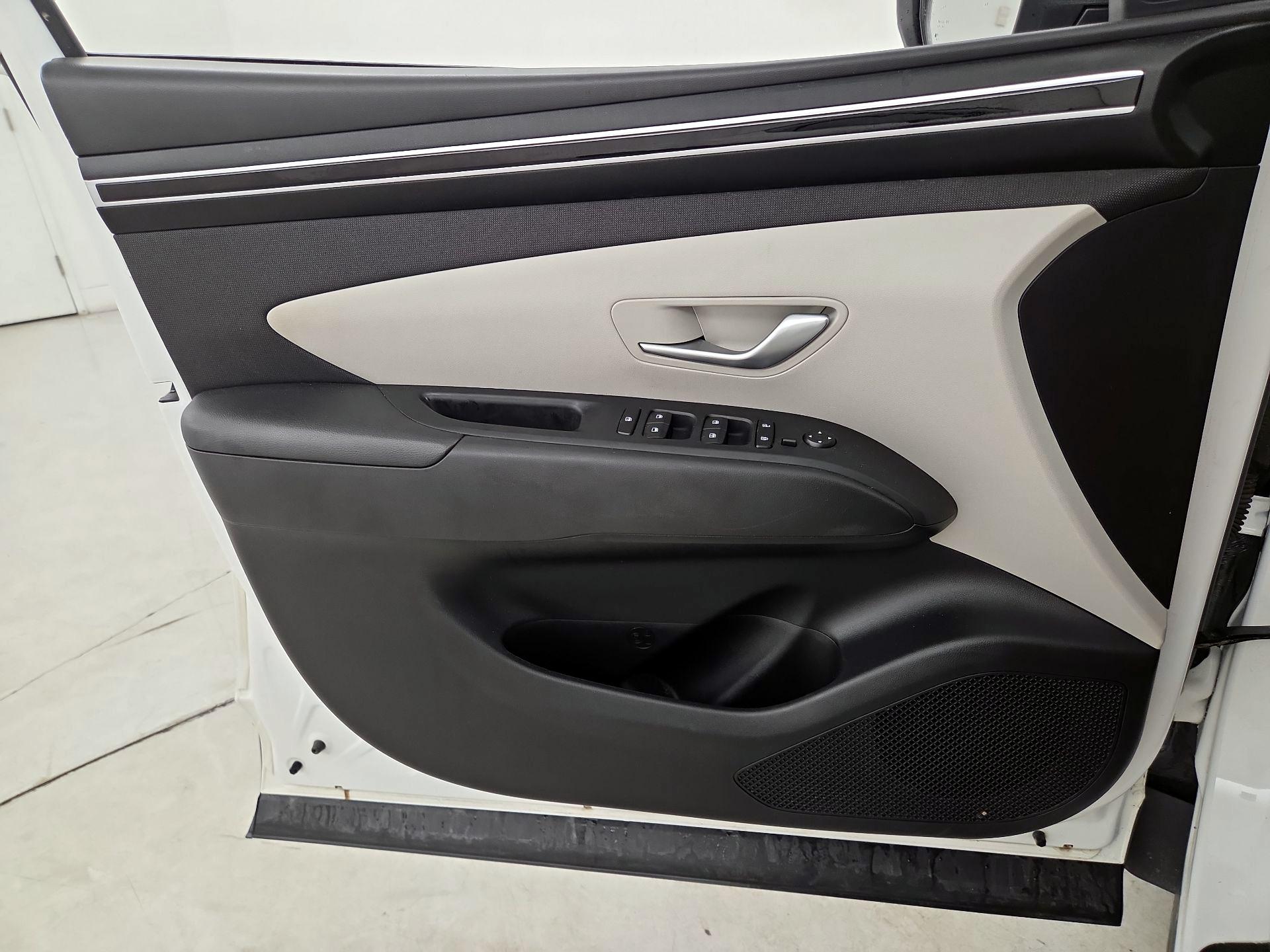 Thumbnail: 2023 Hyundai Tucson - 12