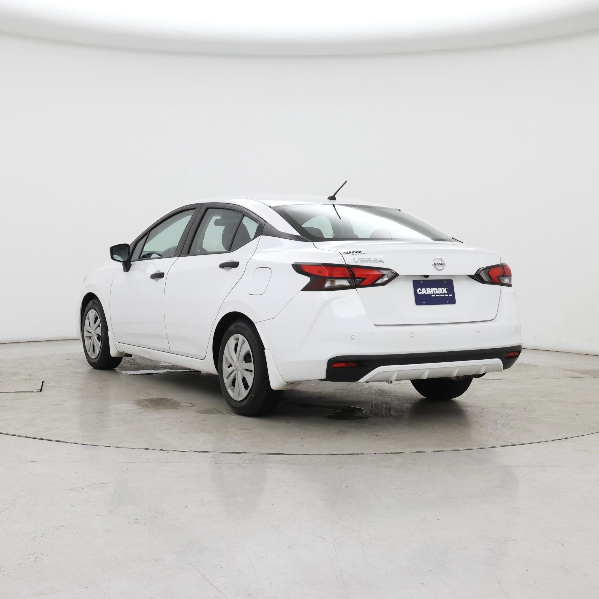 Thumbnail: 2021 Nissan Versa - 2