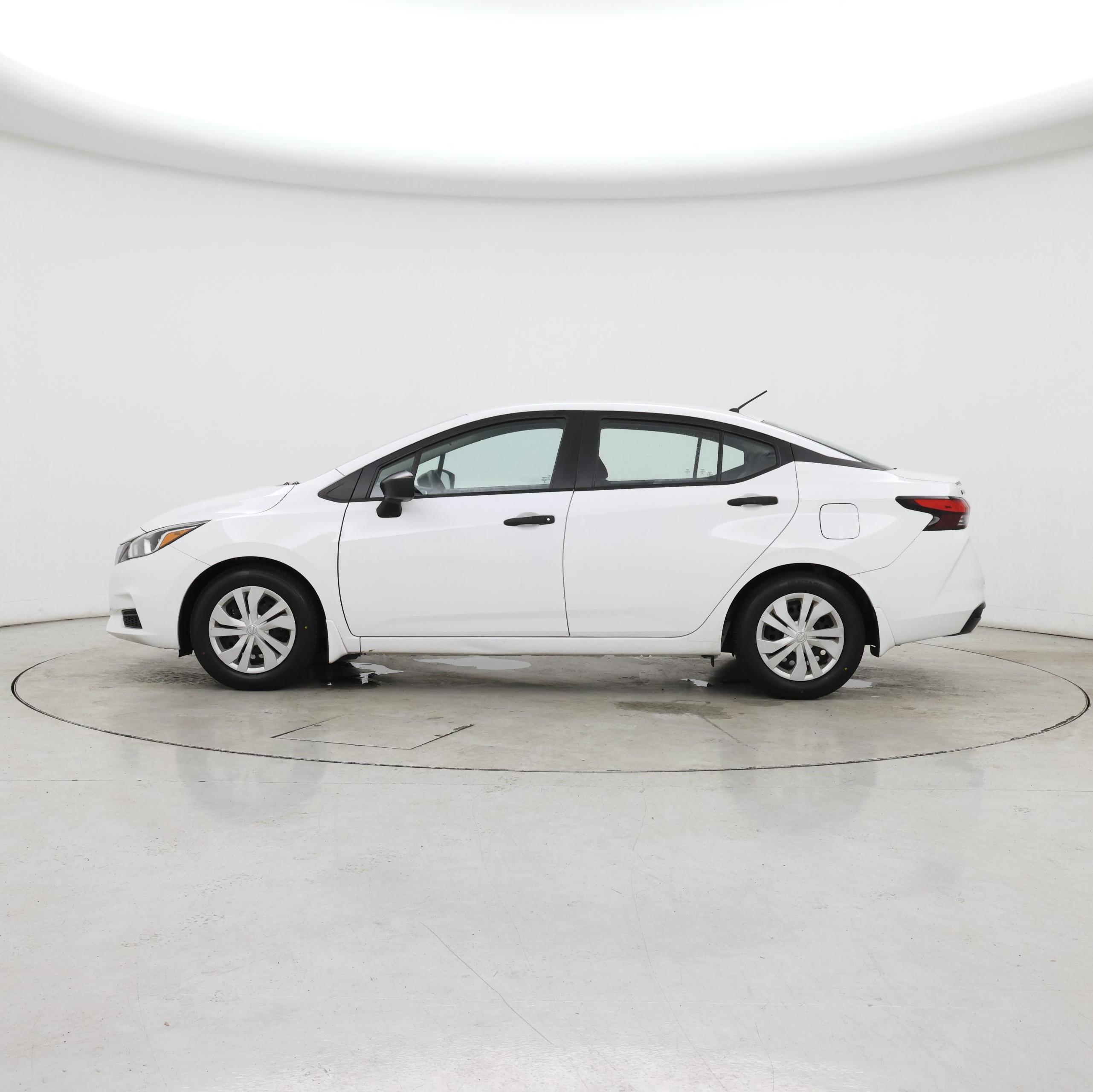 Thumbnail: 2021 Nissan Versa - 3