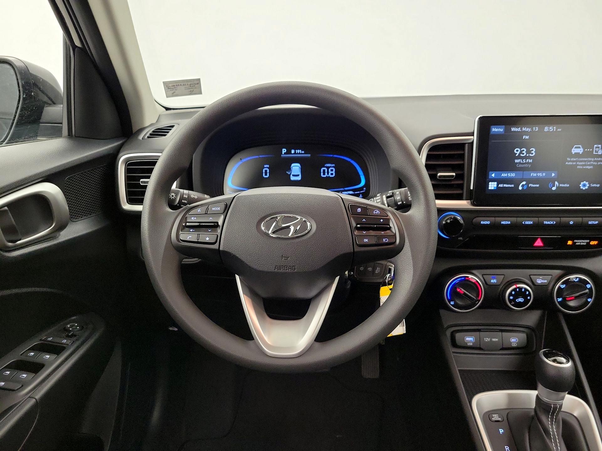 Thumbnail: 2025 Hyundai Venue - 10