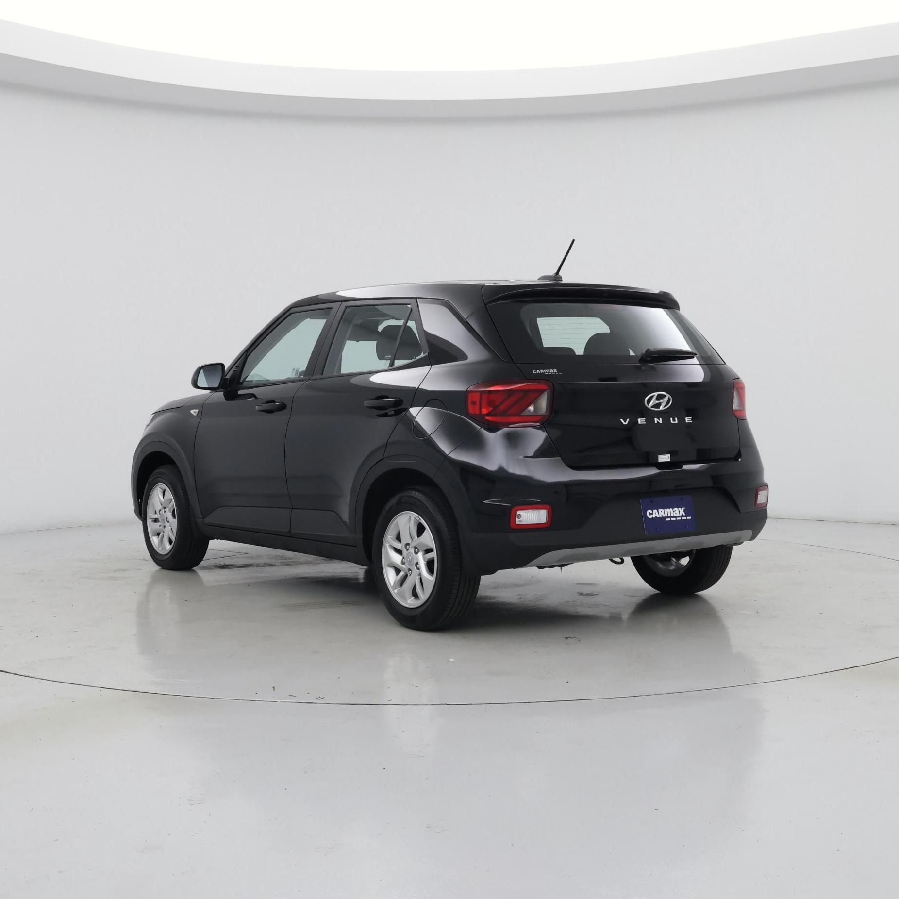 Thumbnail: 2025 Hyundai Venue - 2