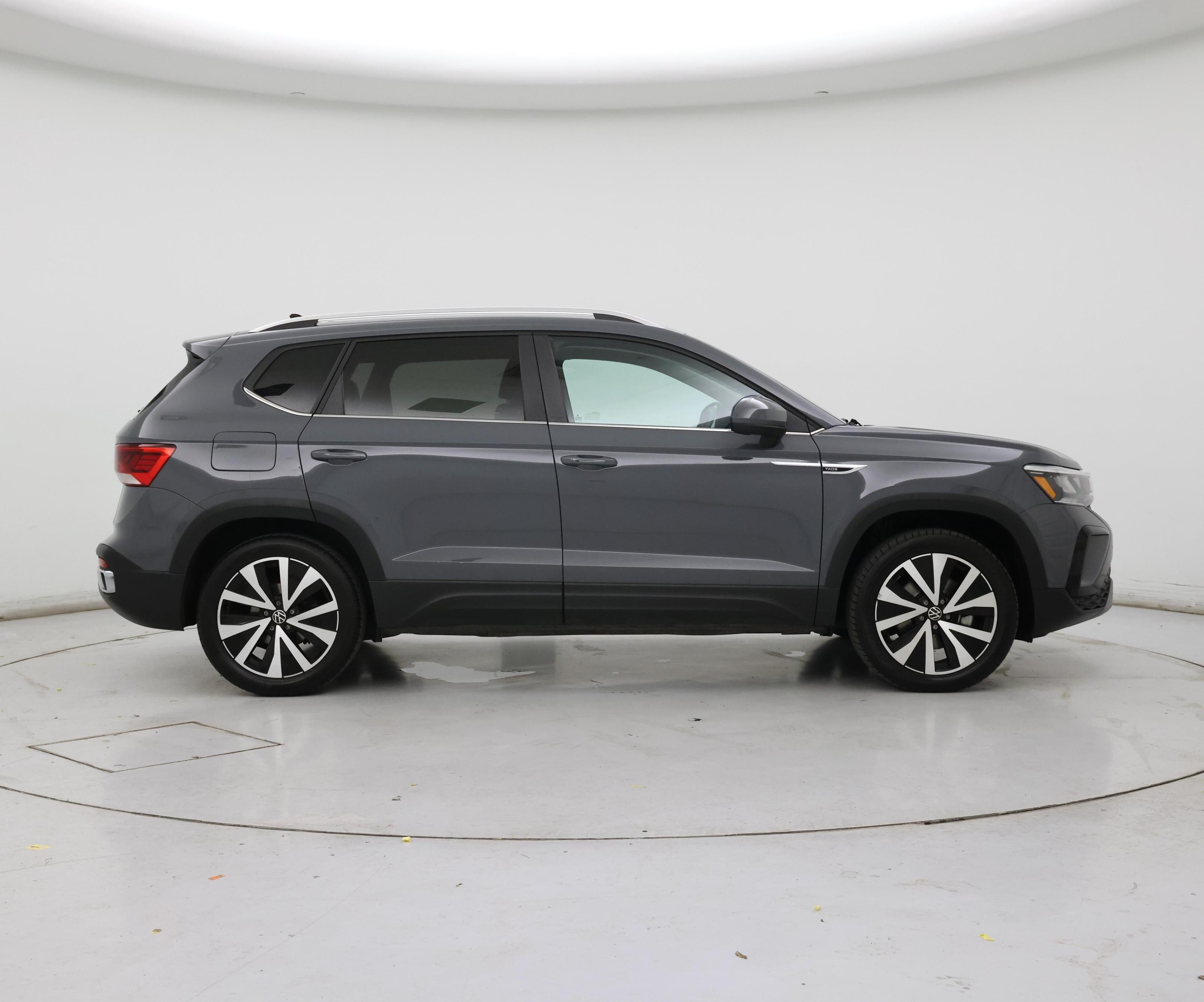 Thumbnail: 2023 Volkswagen Taos - 7