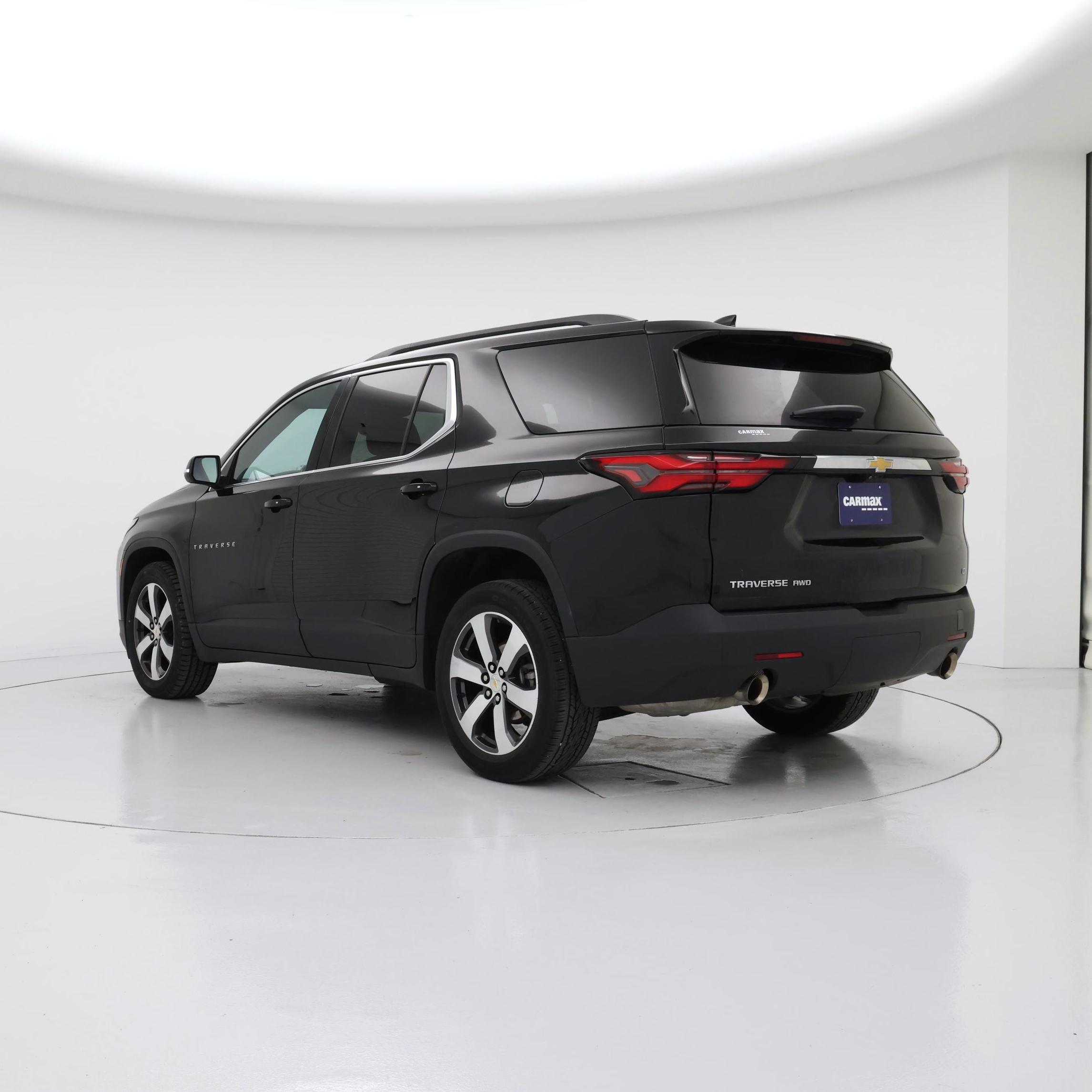 Thumbnail: 2023 Chevrolet Traverse - 2