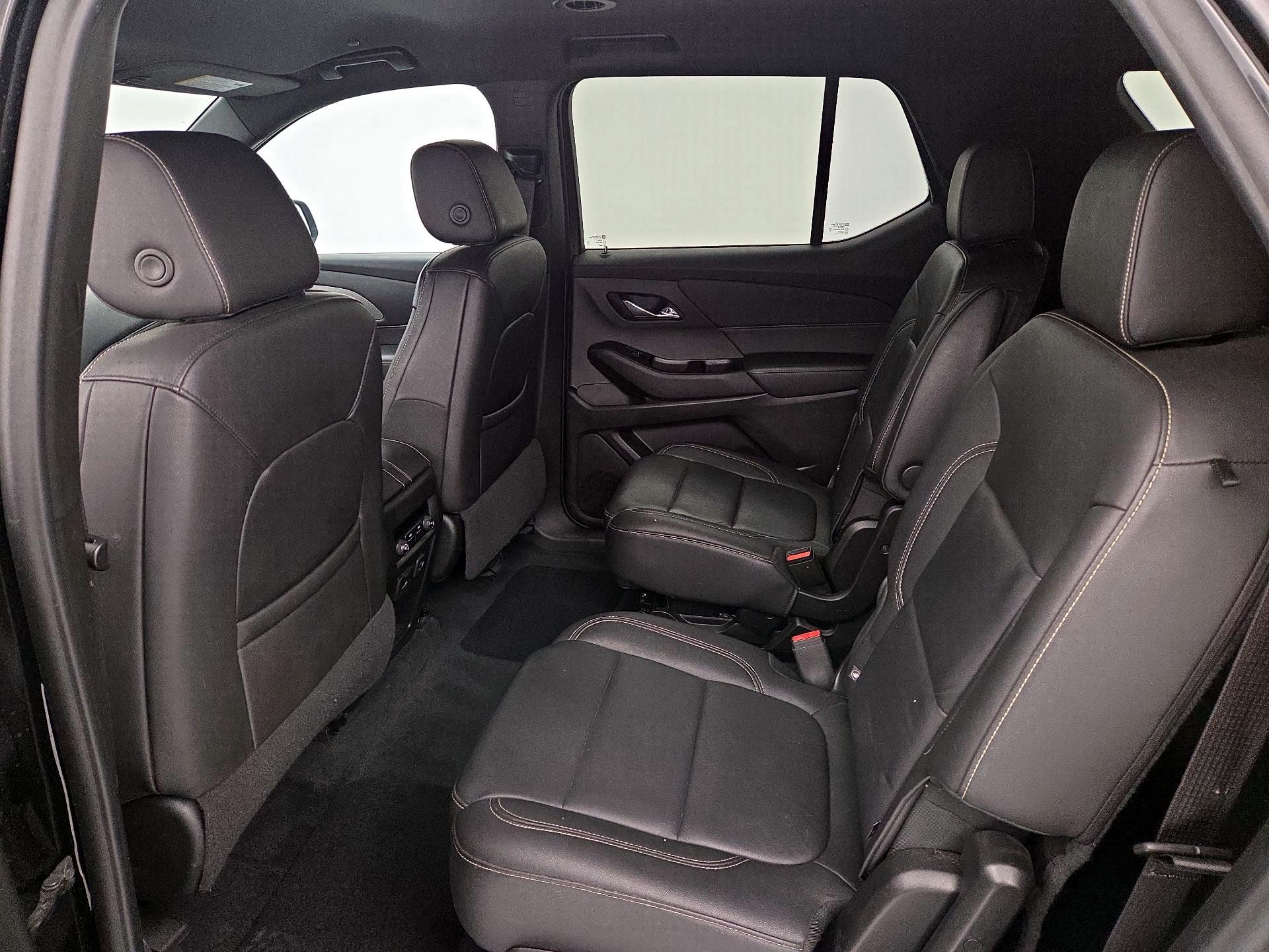 Thumbnail: 2023 Chevrolet Traverse - 19