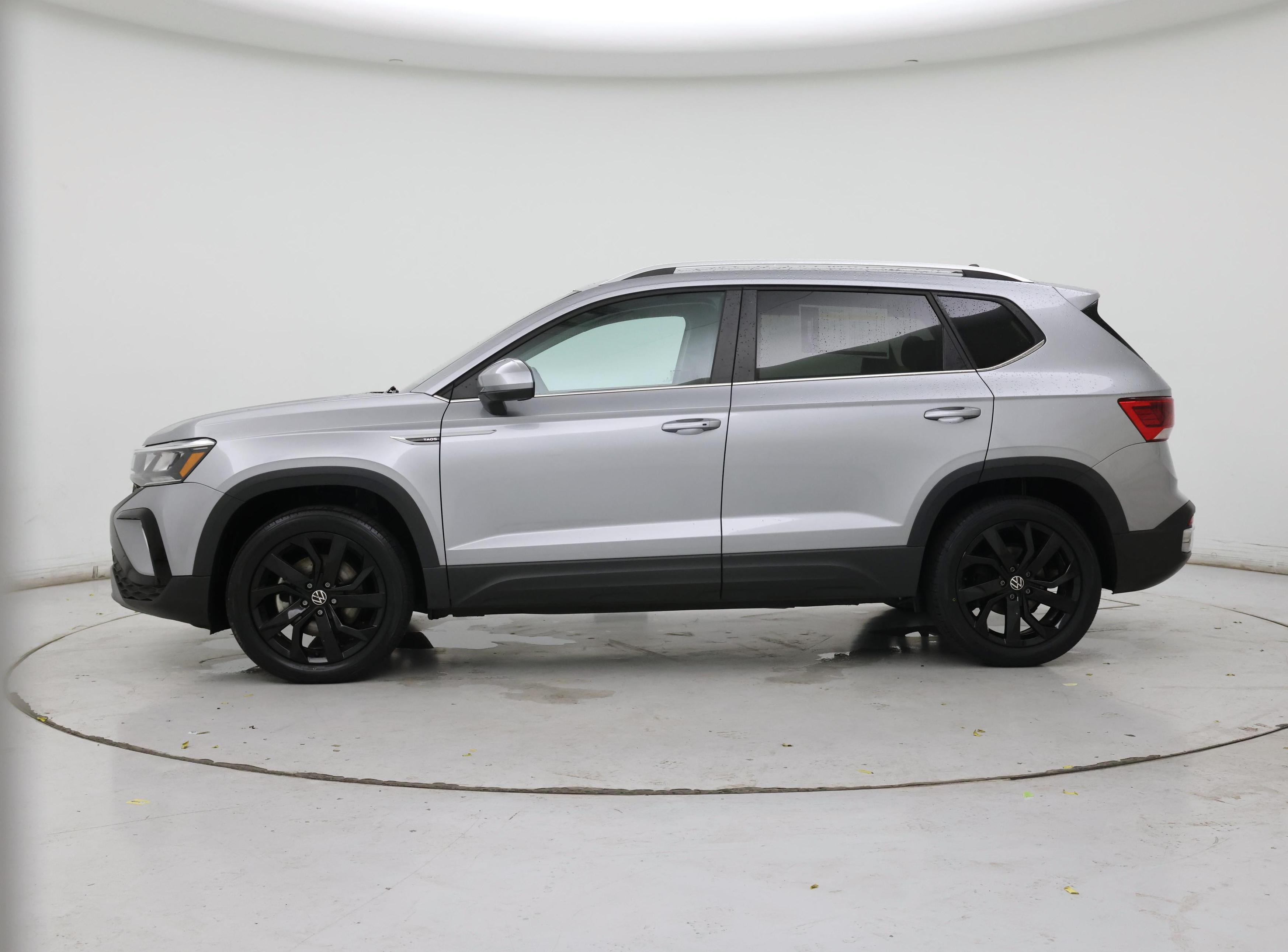 Thumbnail: 2022 Volkswagen Taos - 3