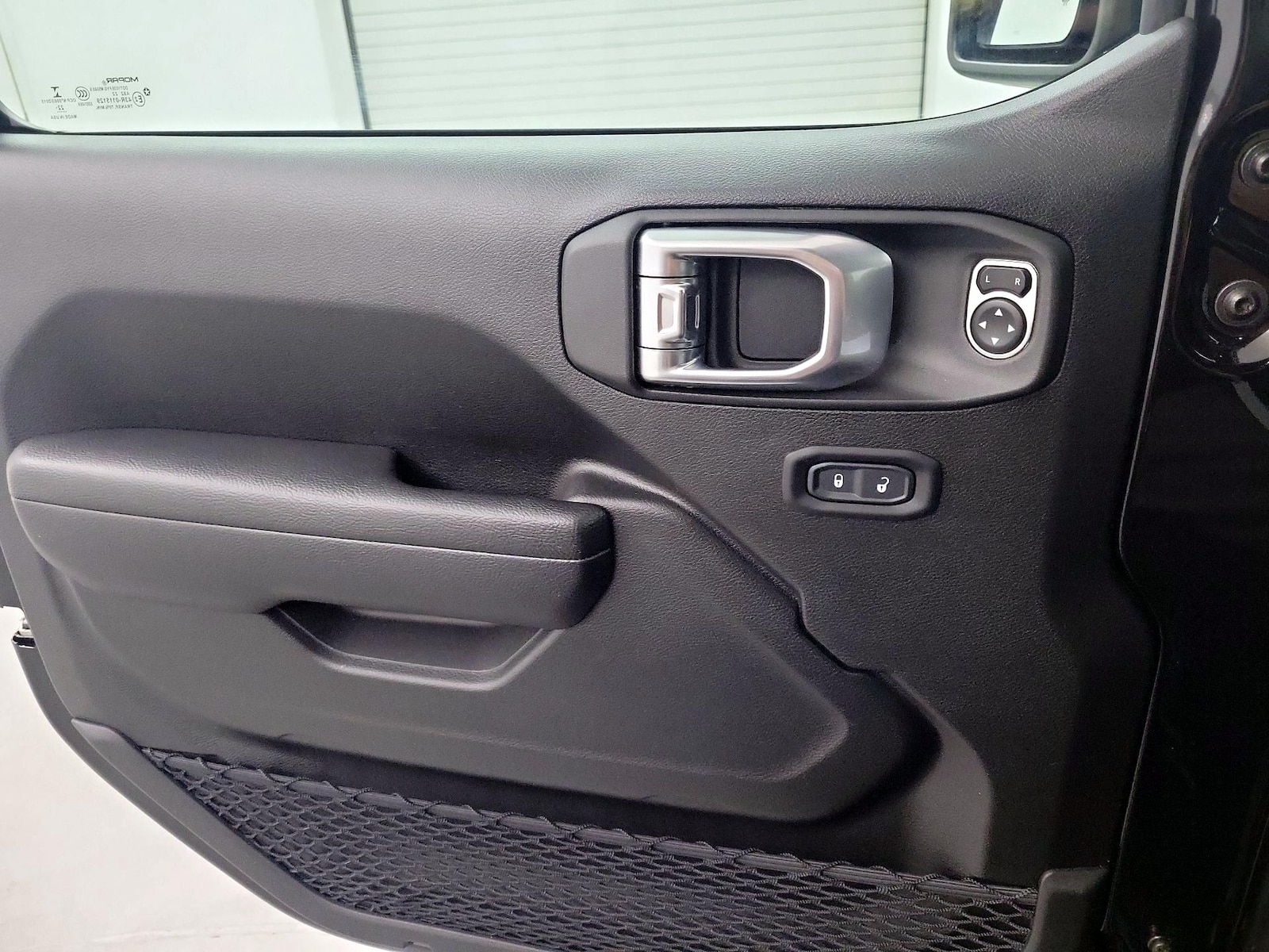 2023 Jeep Wrangler 4-Door Sport S - Photo 11