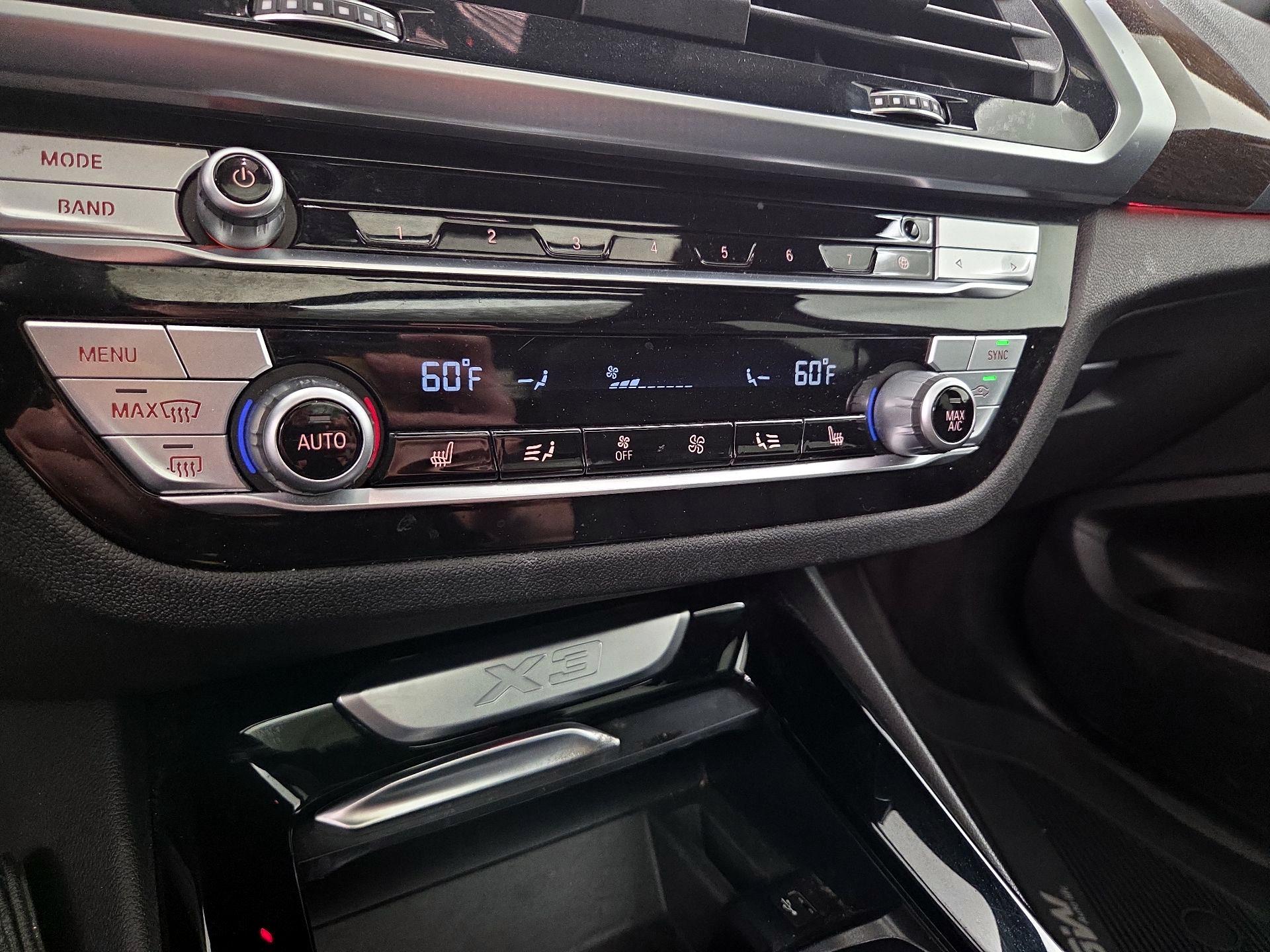 Thumbnail: 2021 BMW X3 - 17