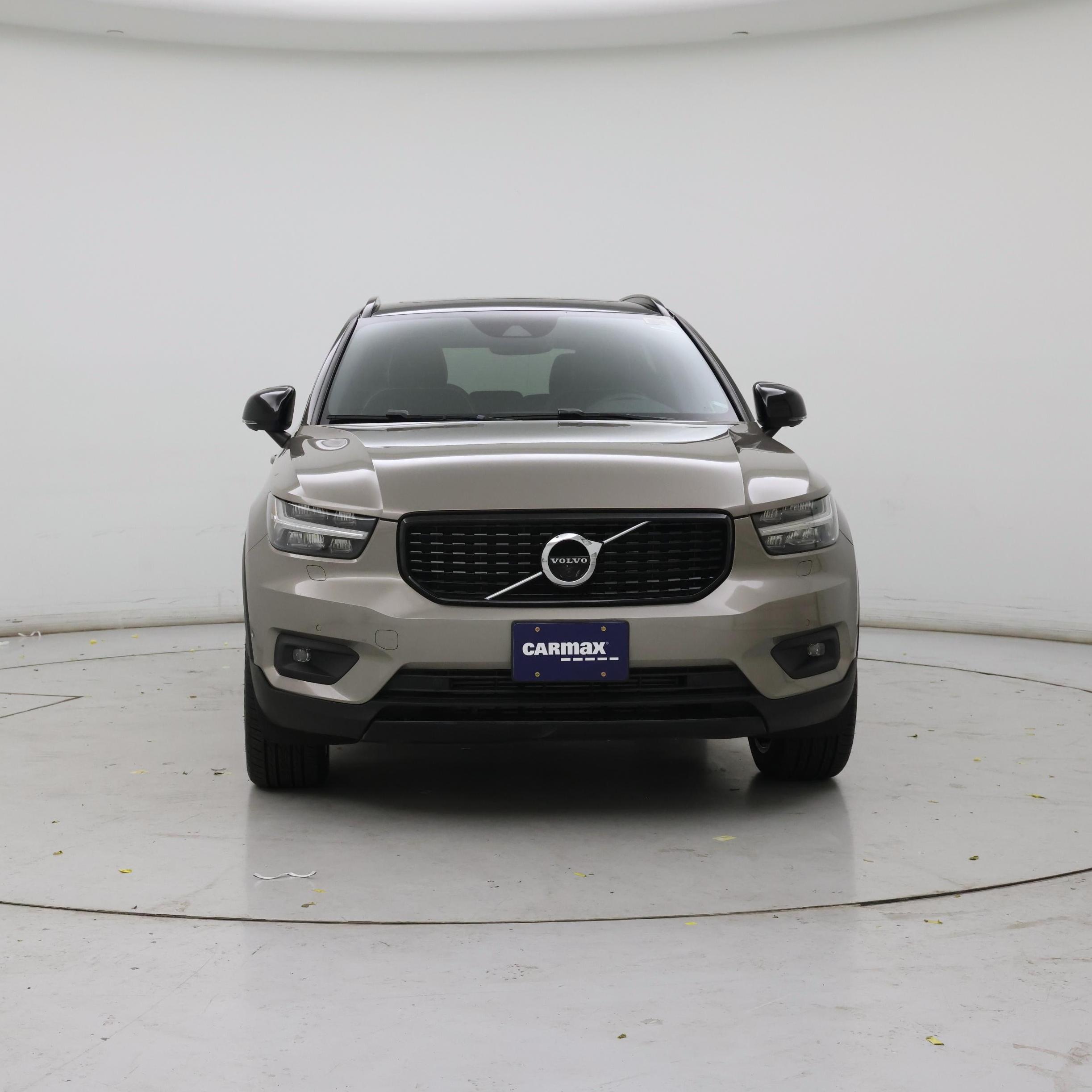 Thumbnail: 2022 Volvo XC40 - 5