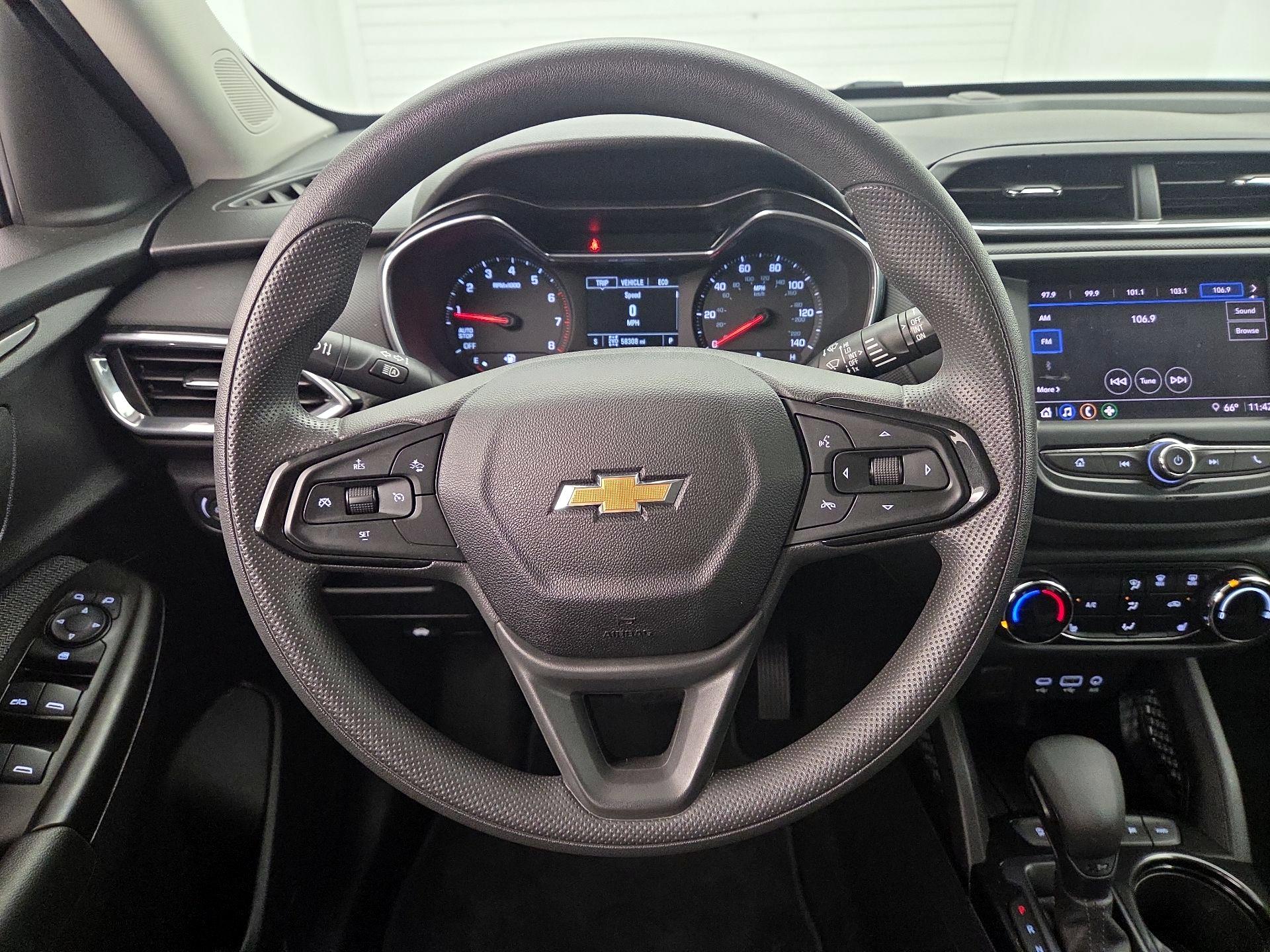 Thumbnail: 2021 Chevrolet TrailBlazer - 10