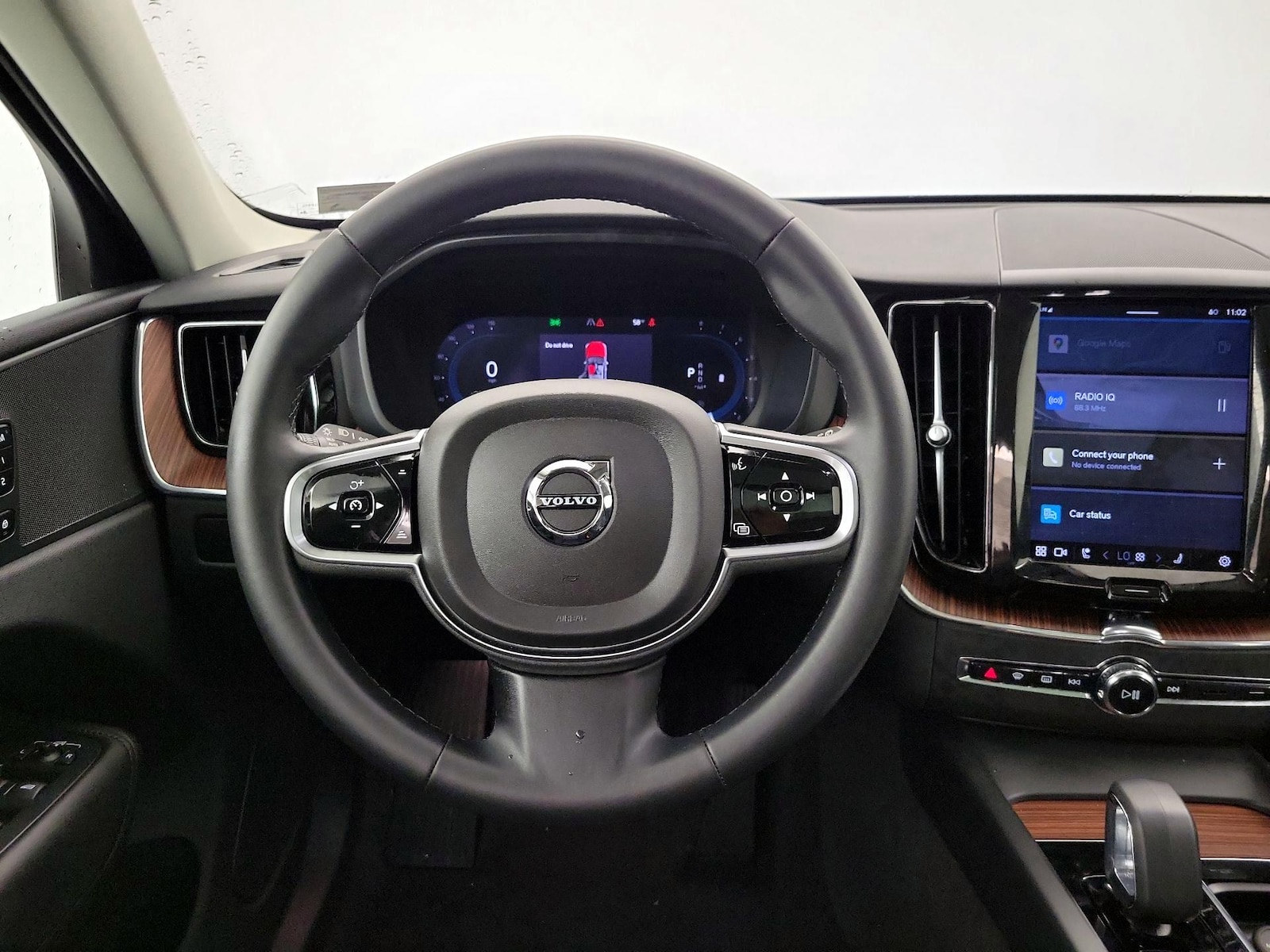 2023 Volvo XC60 Plus - Photo 11