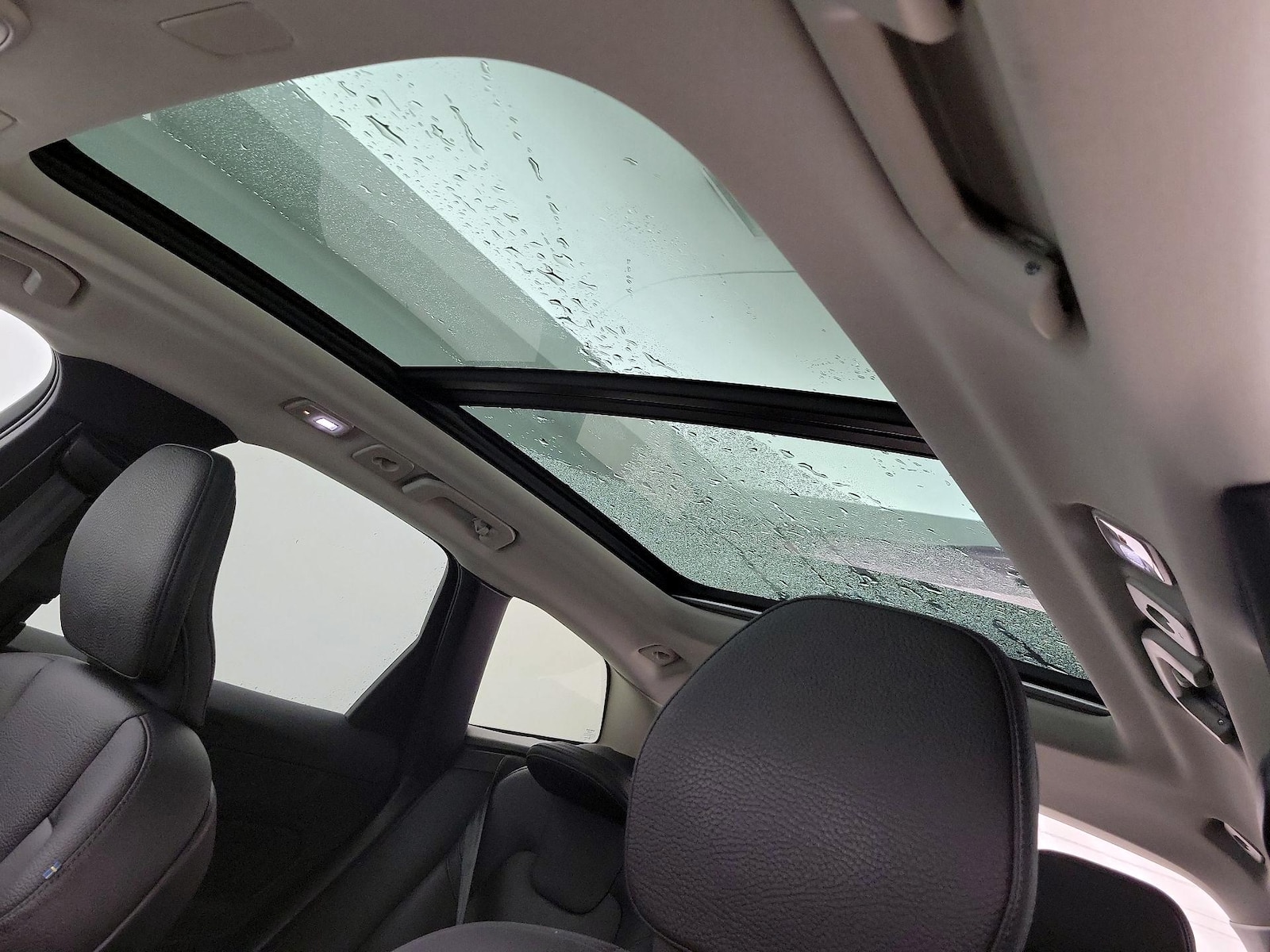 2023 Volvo XC60 Plus - Photo 20