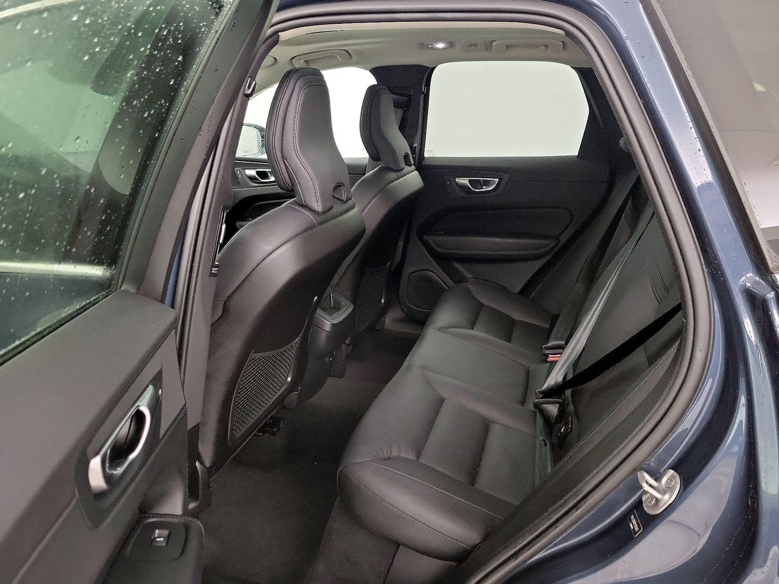 2023 Volvo XC60 Plus - Photo 21
