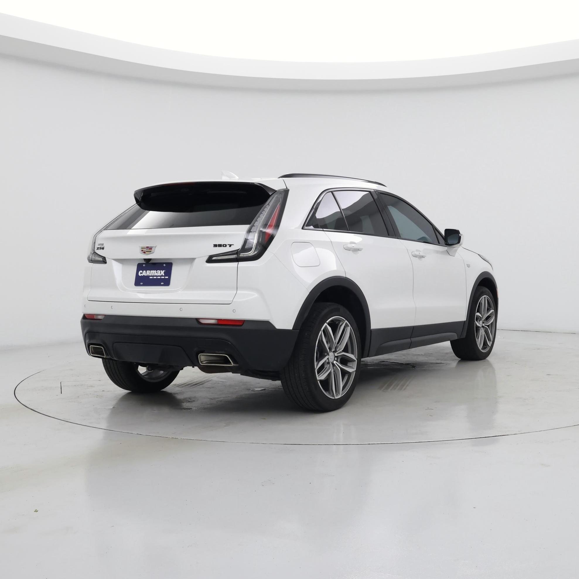 Thumbnail: 2023 Cadillac XT4 - 8