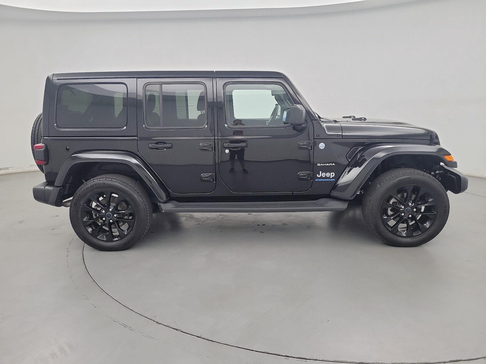 2024 Jeep Wrangler 4xe Sahara 4XE - Photo 4