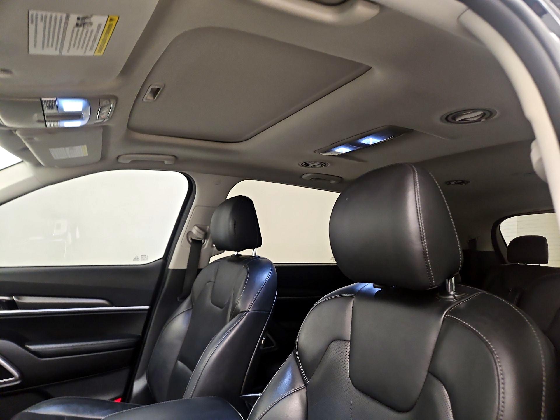 Thumbnail: 2020 Kia Telluride - 19