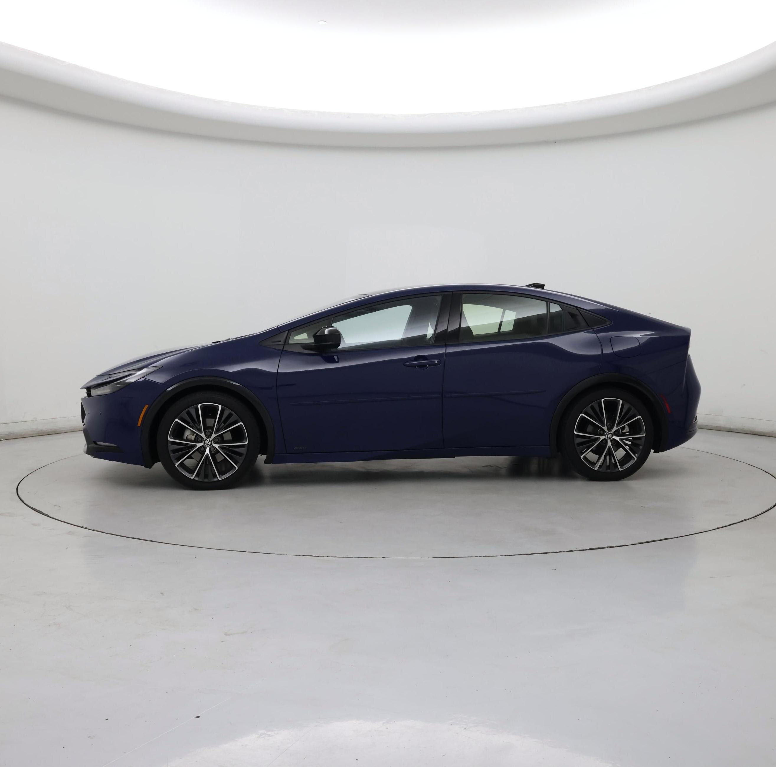 Thumbnail: 2023 Toyota Prius - 3