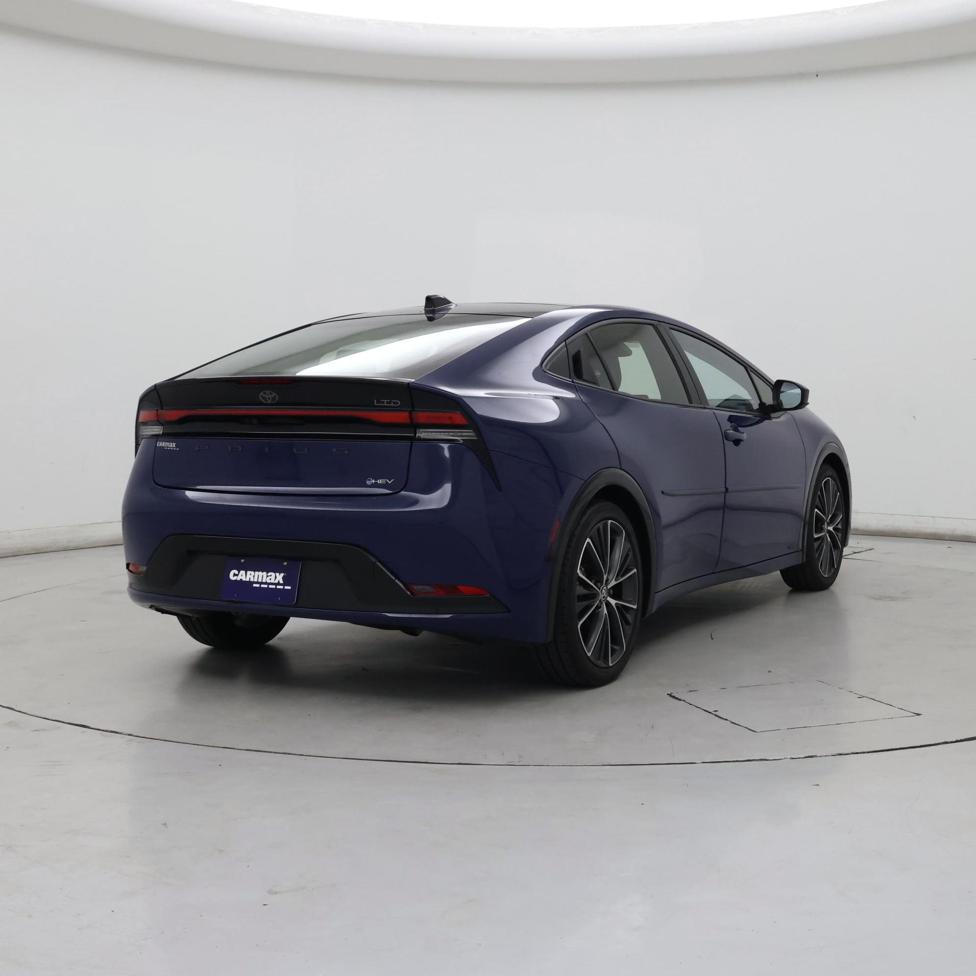Thumbnail: 2023 Toyota Prius - 8