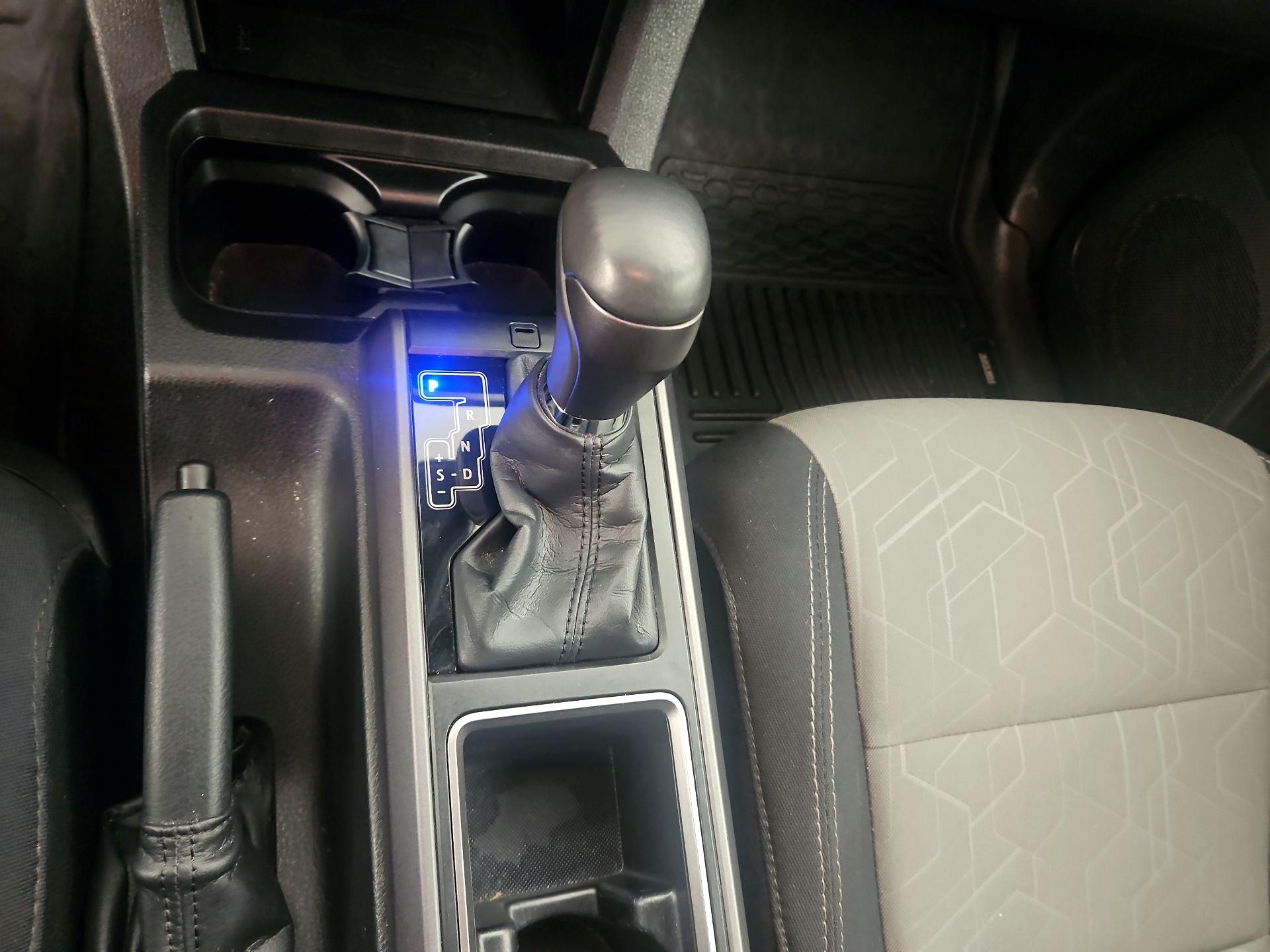 Thumbnail: 2023 Toyota Tacoma - 17