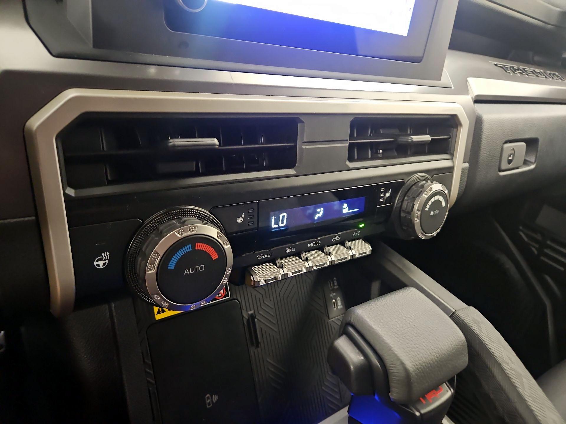 Thumbnail: 2025 Toyota Tacoma - 17
