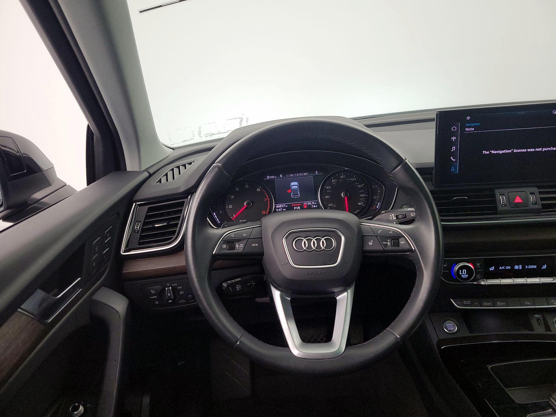 Thumbnail: 2023 Audi Q5 - 10