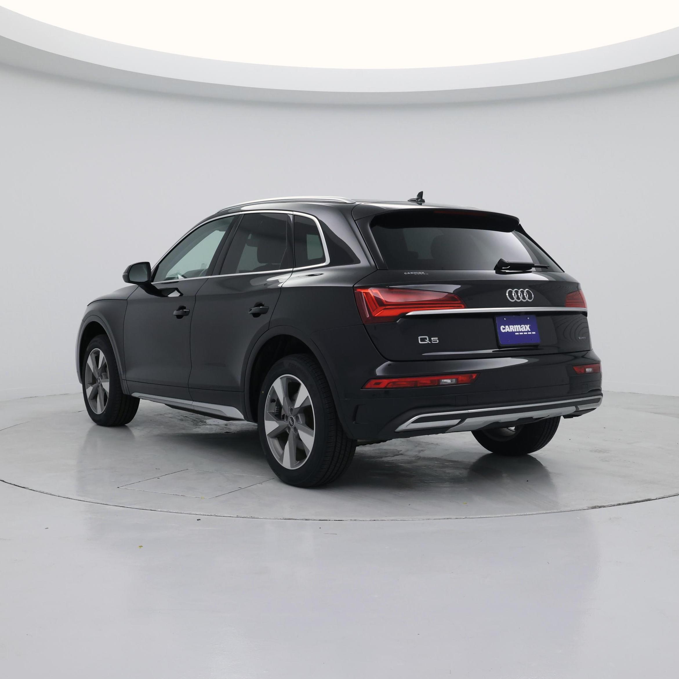 Thumbnail: 2023 Audi Q5 - 2