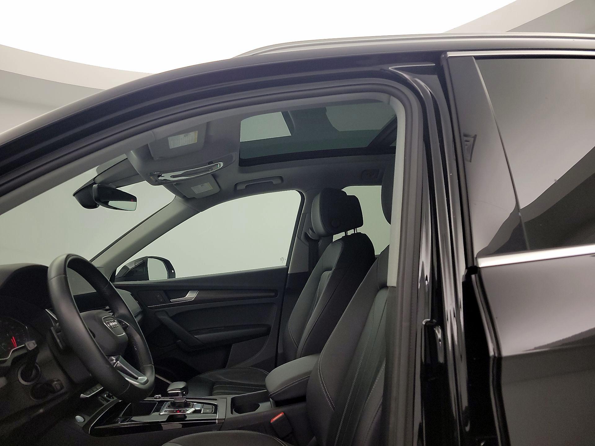 Thumbnail: 2023 Audi Q5 - 19