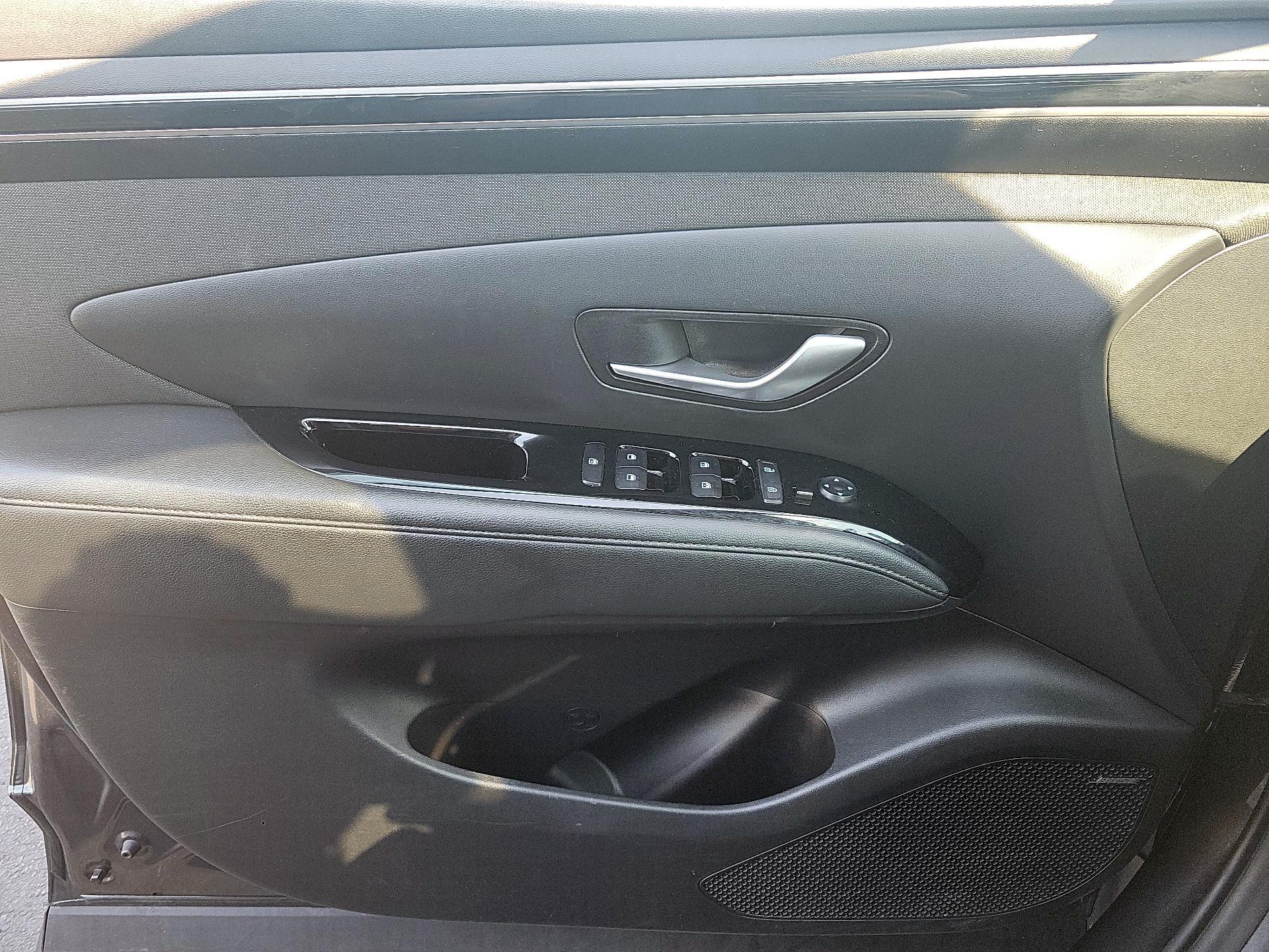 Thumbnail: 2022 Hyundai Tucson - 10