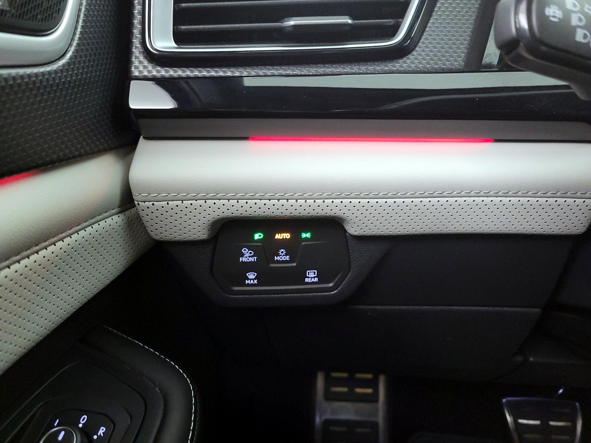 Thumbnail: 2024 Volkswagen Atlas - 13