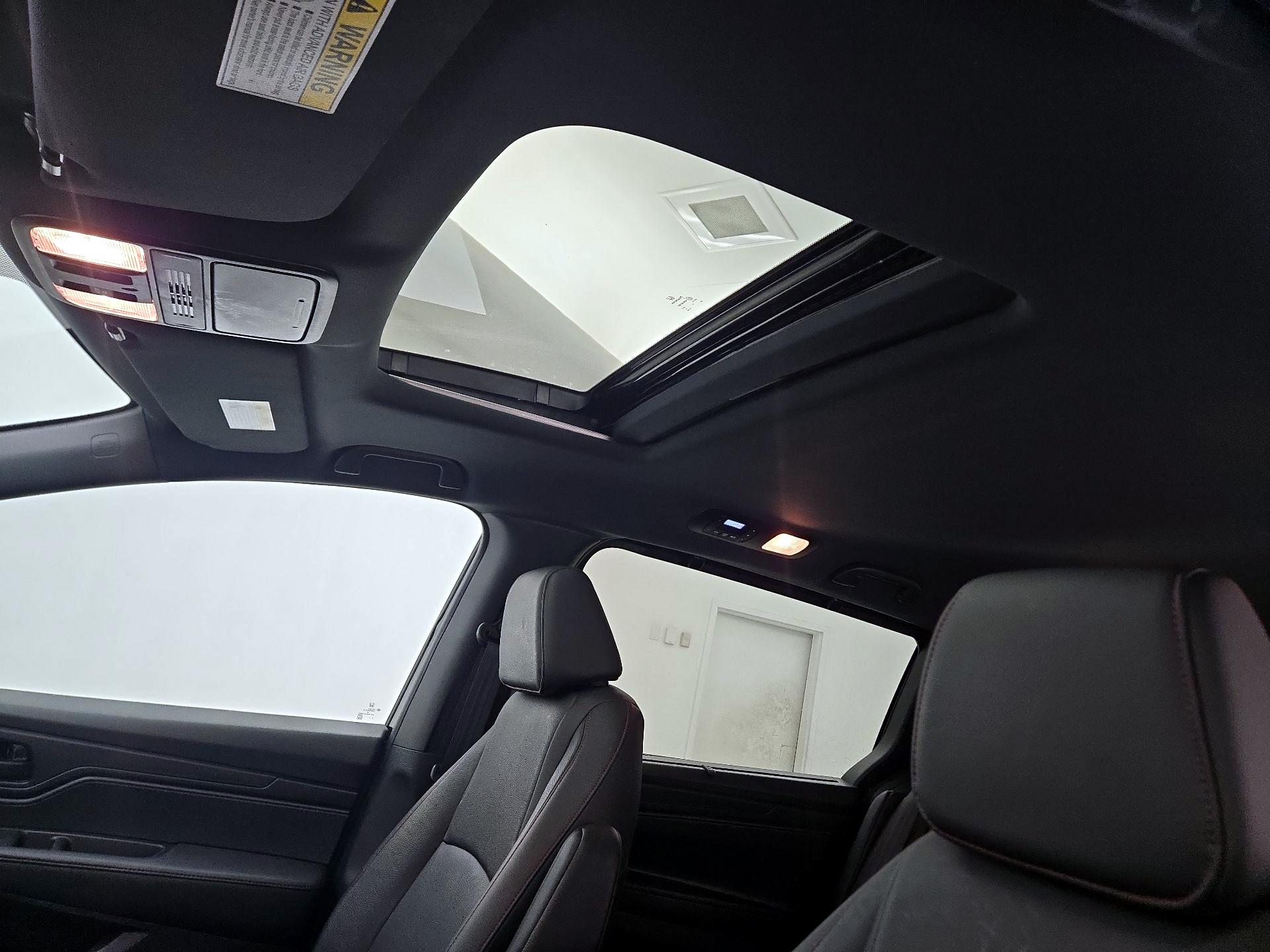 Thumbnail: 2025 Honda Odyssey - 19