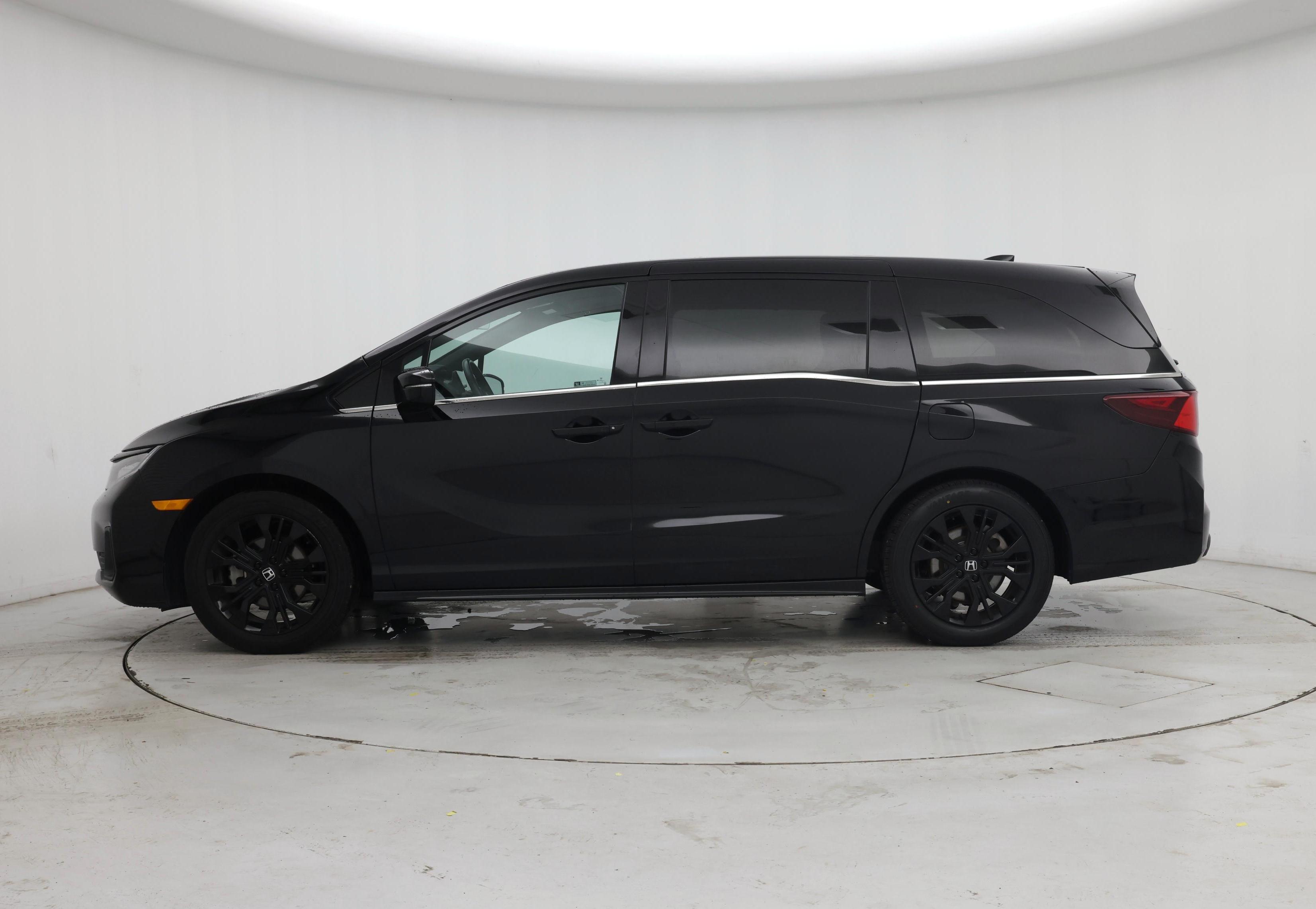 Thumbnail: 2025 Honda Odyssey - 3