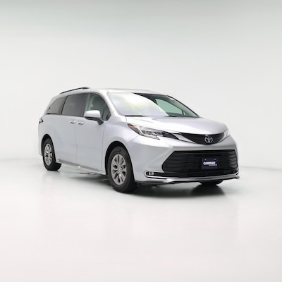 2023 Toyota Sienna Hybrid XLE