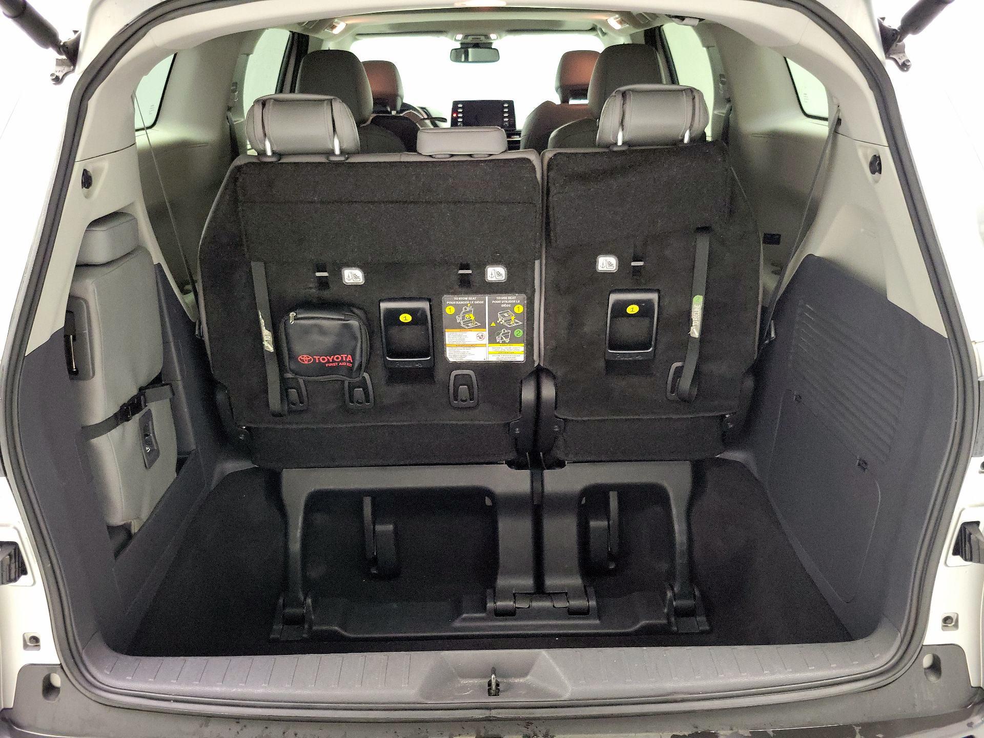 Thumbnail: 2023 Toyota Sienna - 20