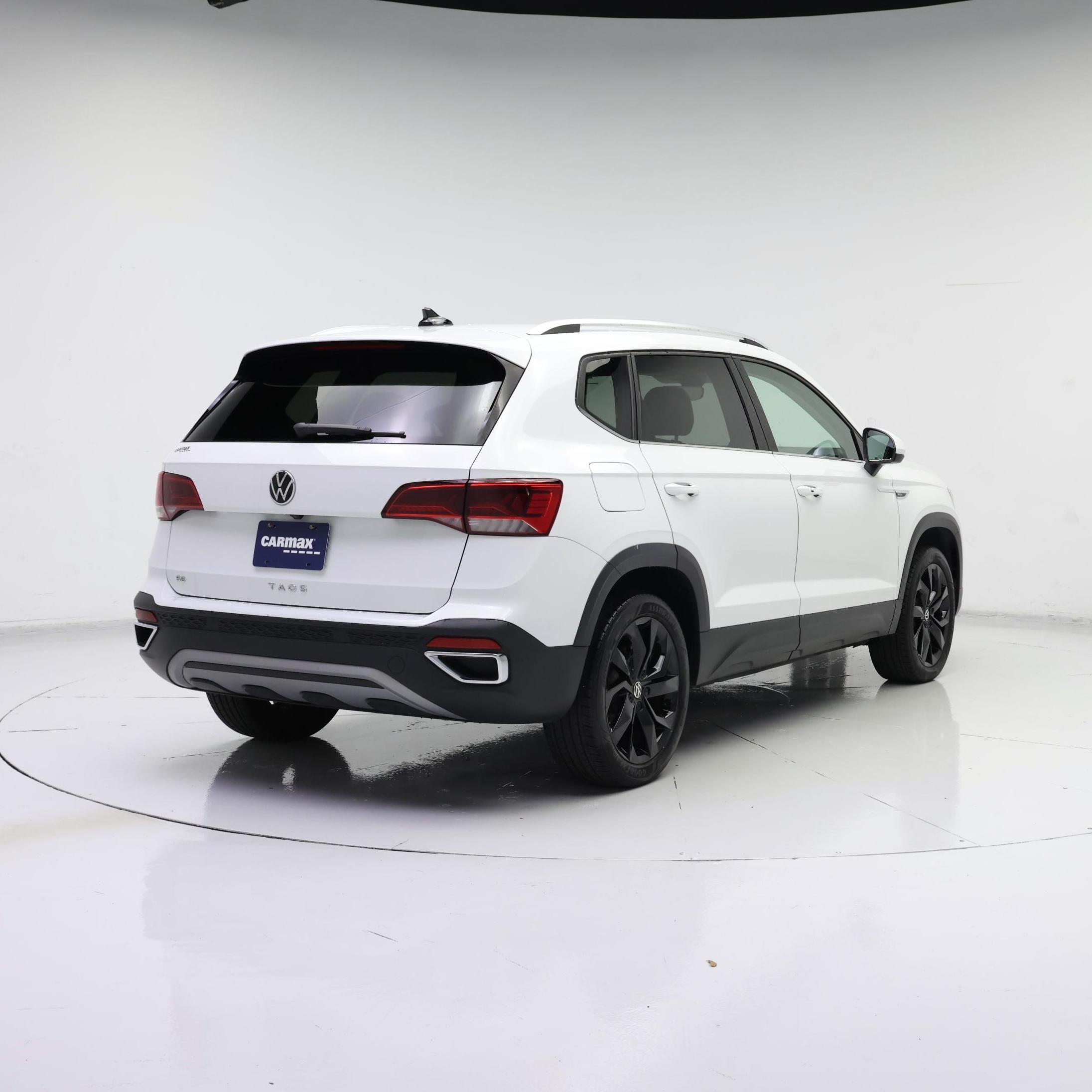 Thumbnail: 2023 Volkswagen Taos - 8