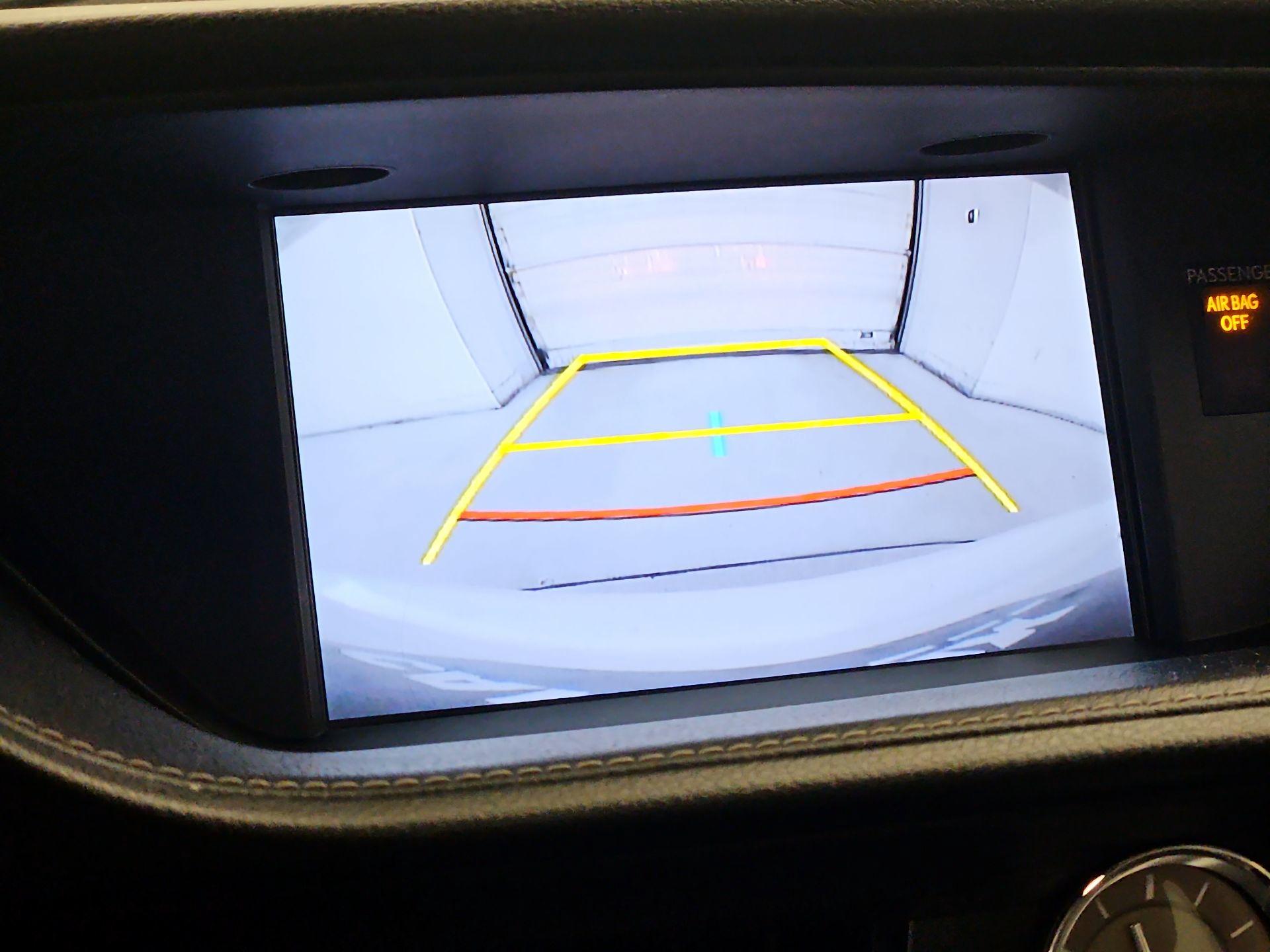 Thumbnail: 2016 Lexus ES - 15