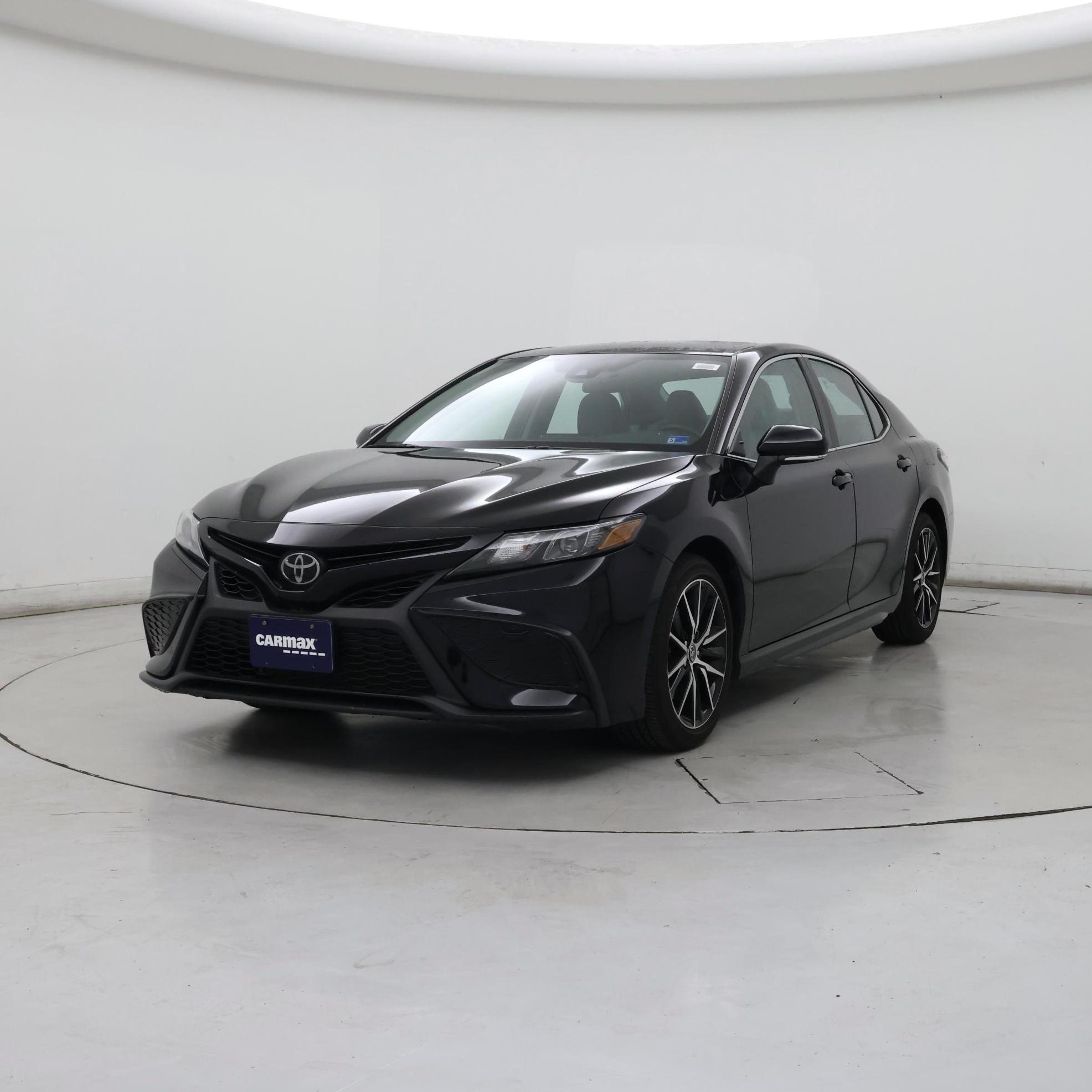Thumbnail: 2023 Toyota Camry - 4