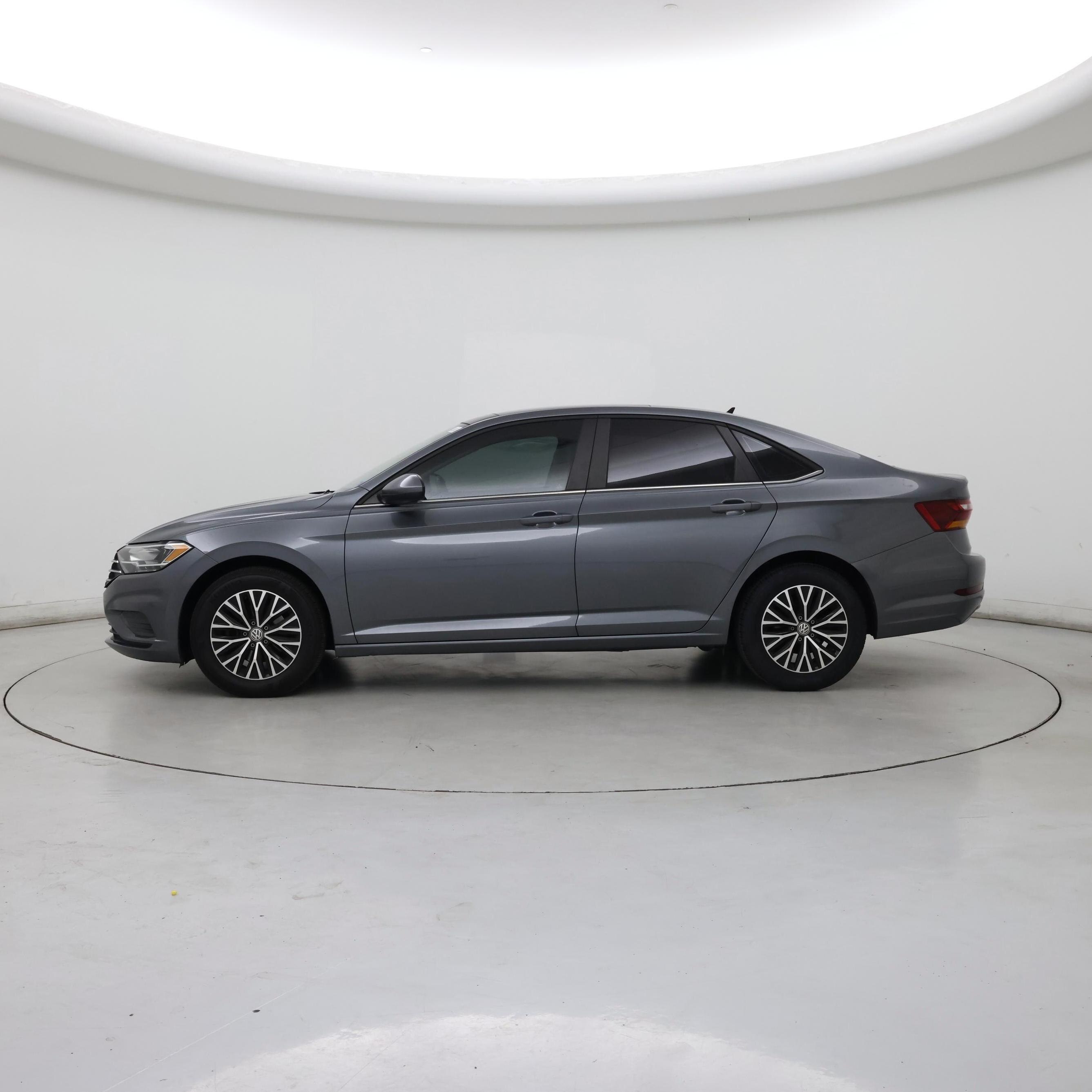 Thumbnail: 2019 Volkswagen Jetta - 3