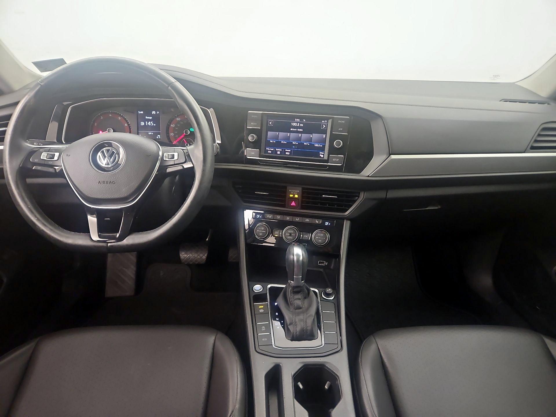 Thumbnail: 2019 Volkswagen Jetta - 9
