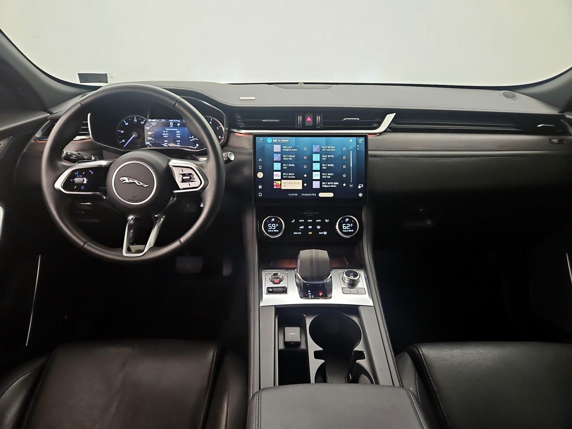 Thumbnail: 2023 Jaguar F-Pace - 9