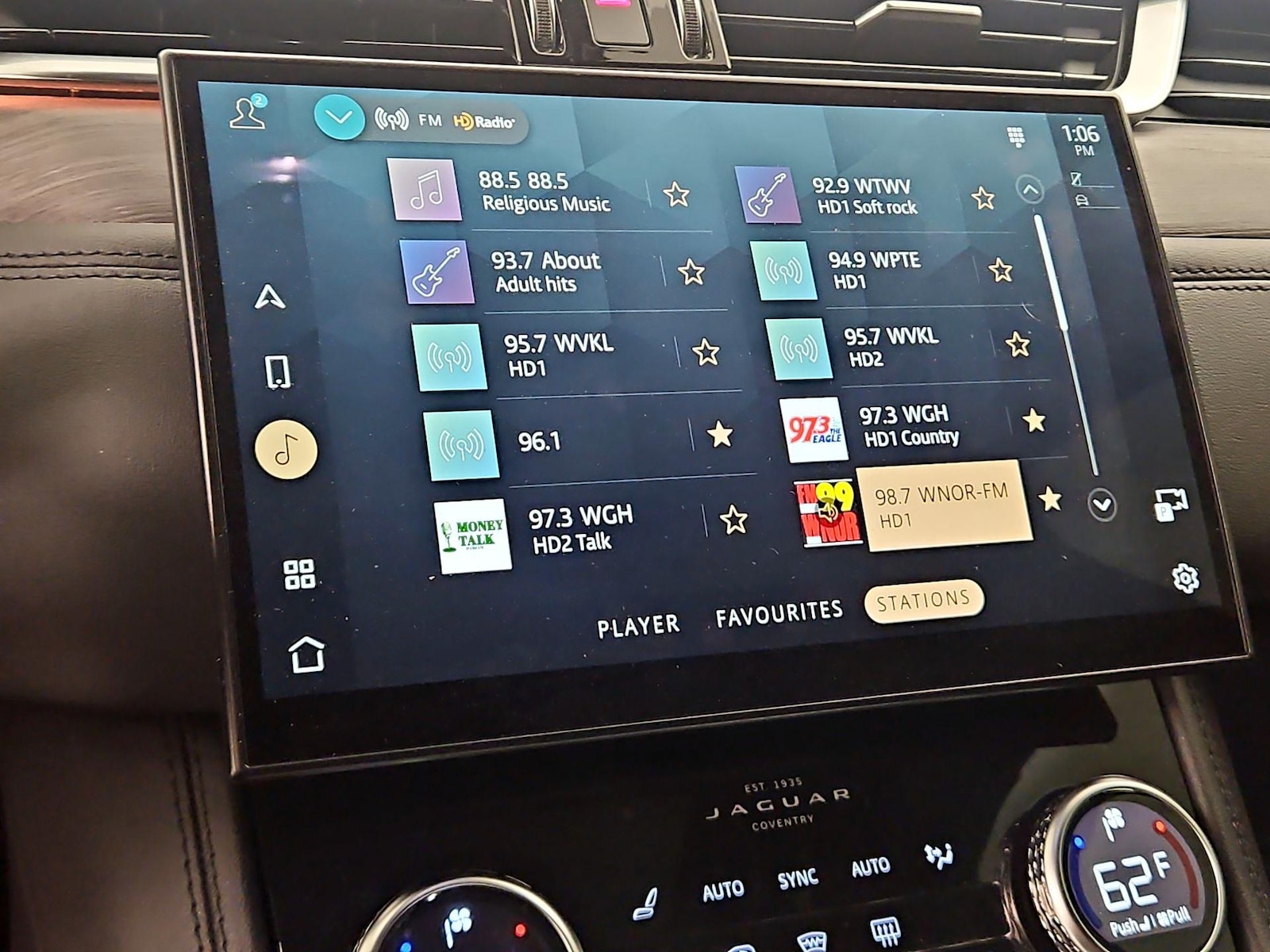 2023 Jaguar F-Pace S - Photo 17