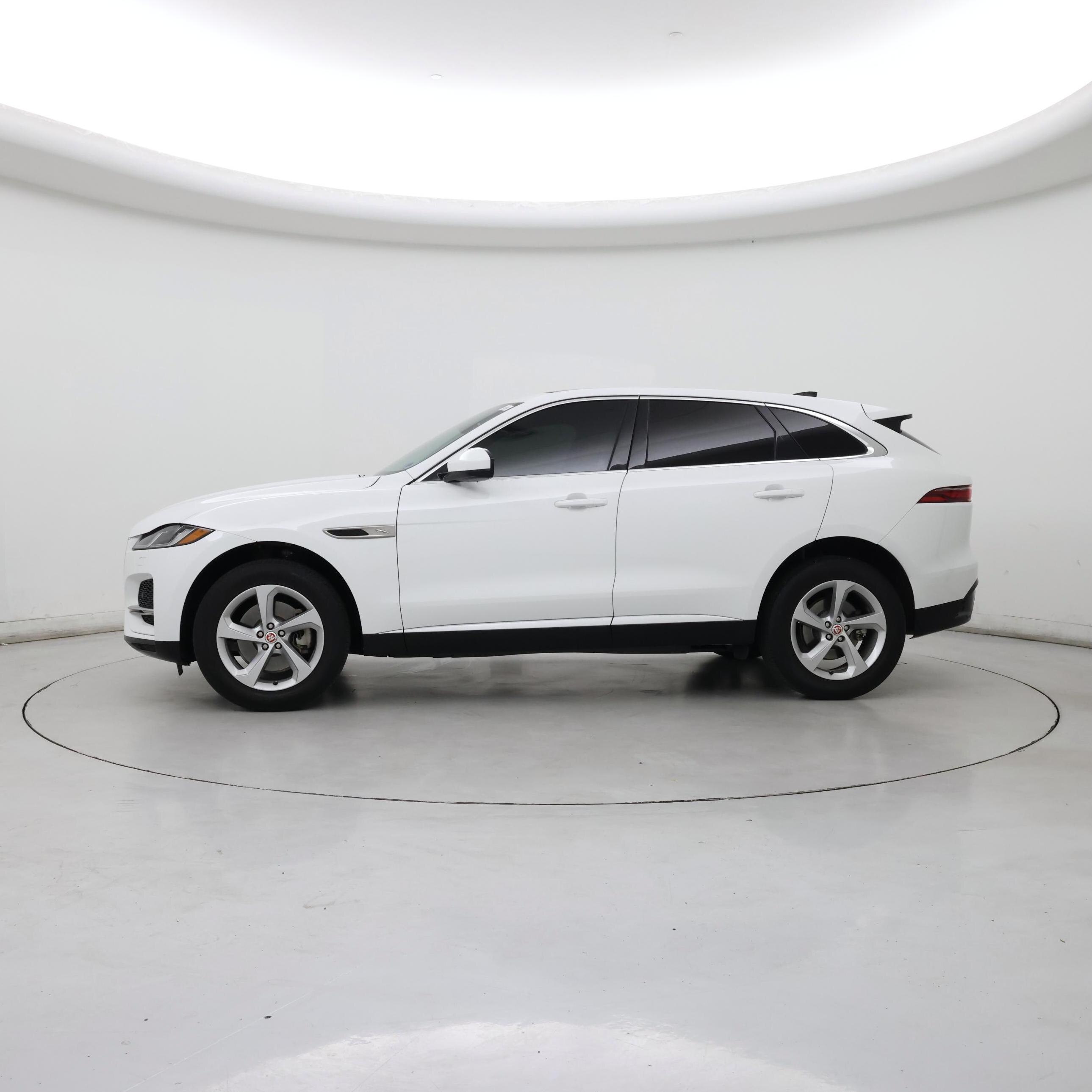 Thumbnail: 2023 Jaguar F-Pace - 3