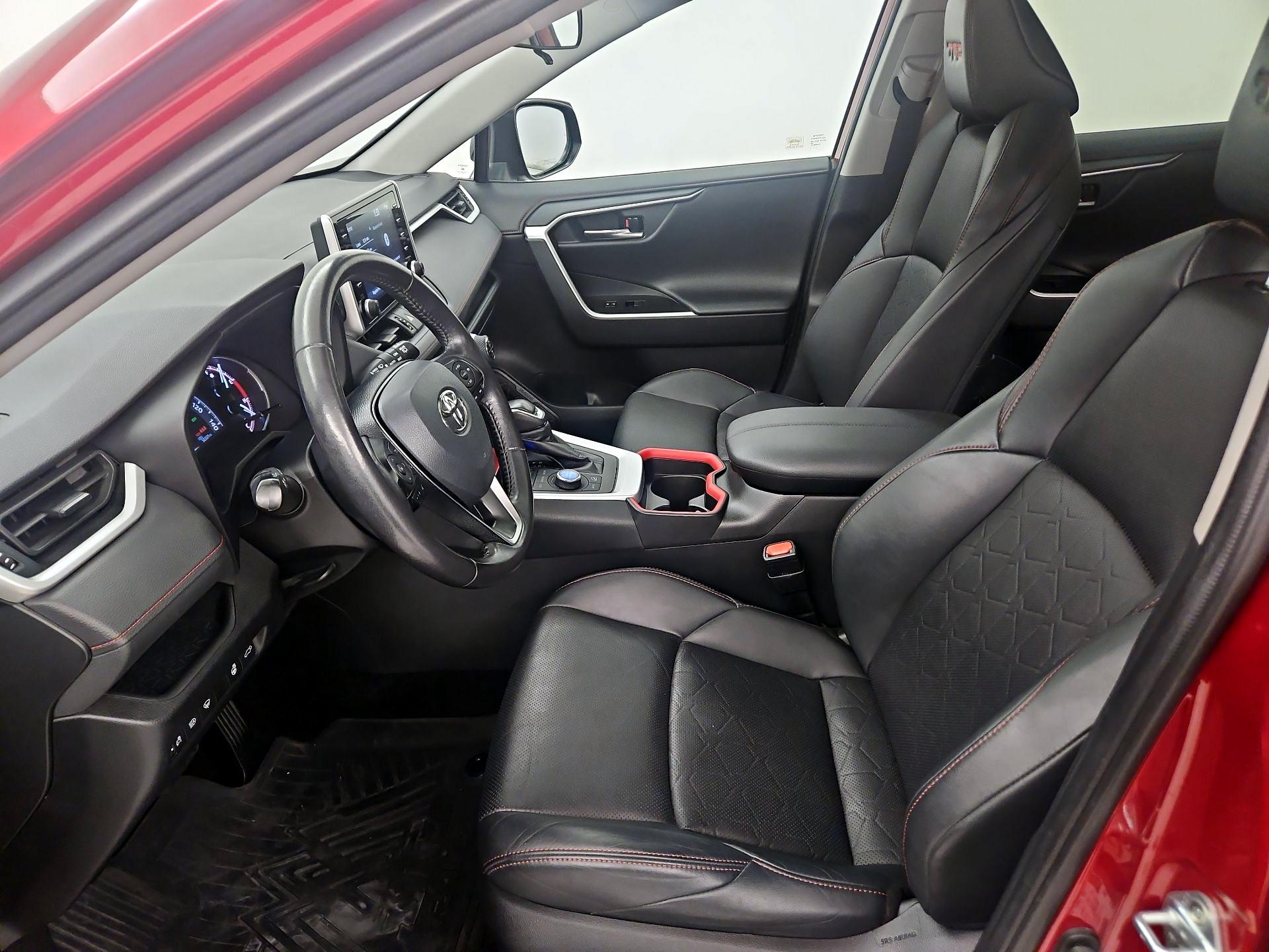 Thumbnail: 2021 Toyota RAV4 - 11