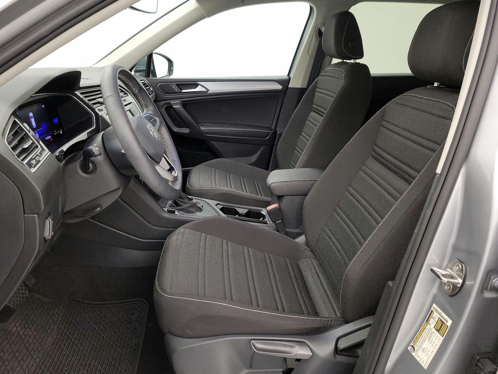 2023 Volkswagen Tiguan S - Photo 12