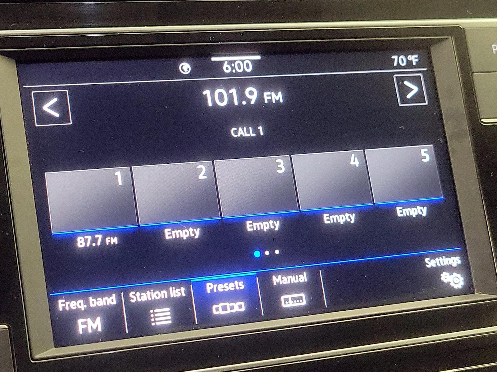 2023 Volkswagen Tiguan S - Photo 16