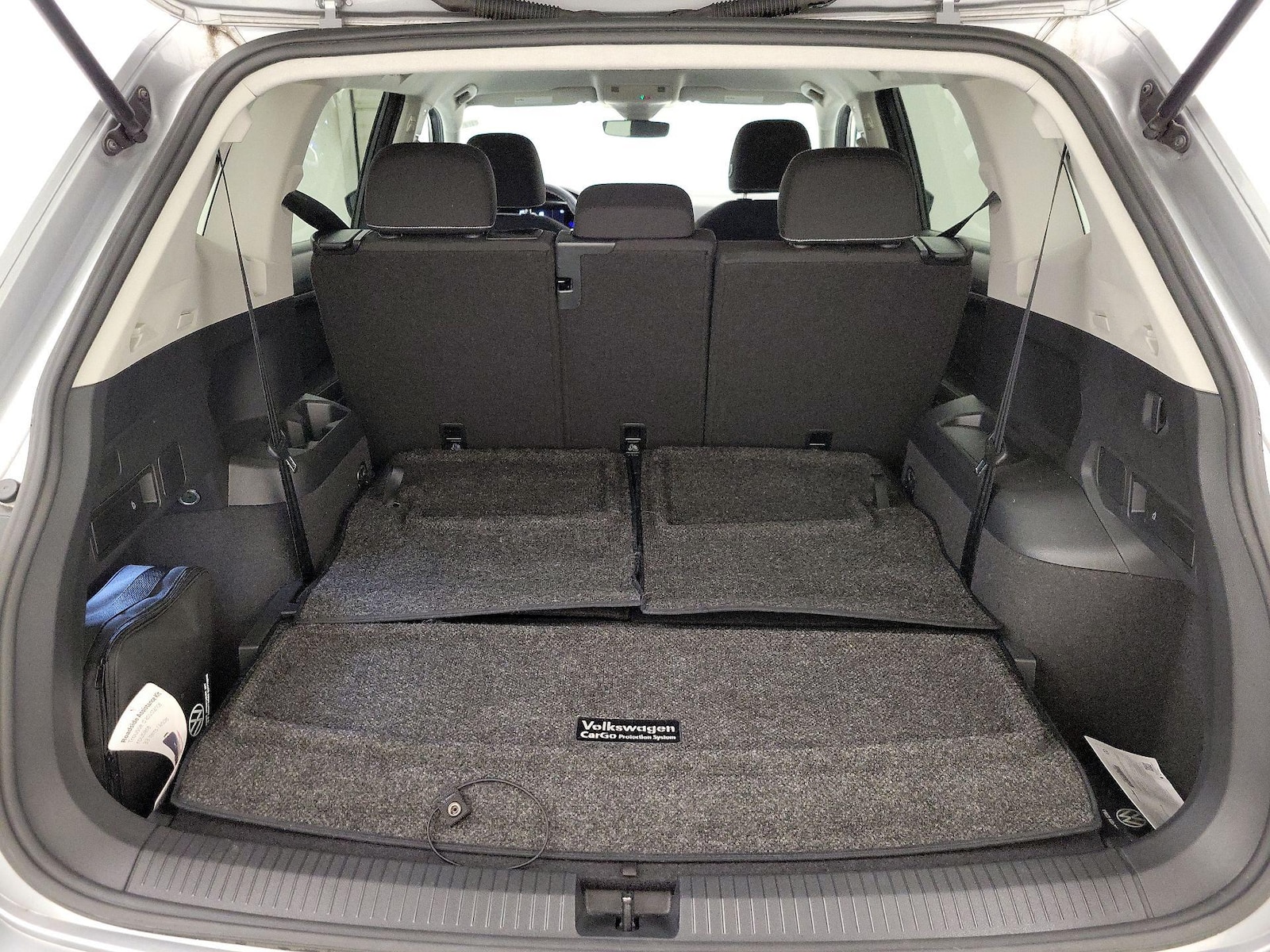2023 Volkswagen Tiguan S - Photo 22