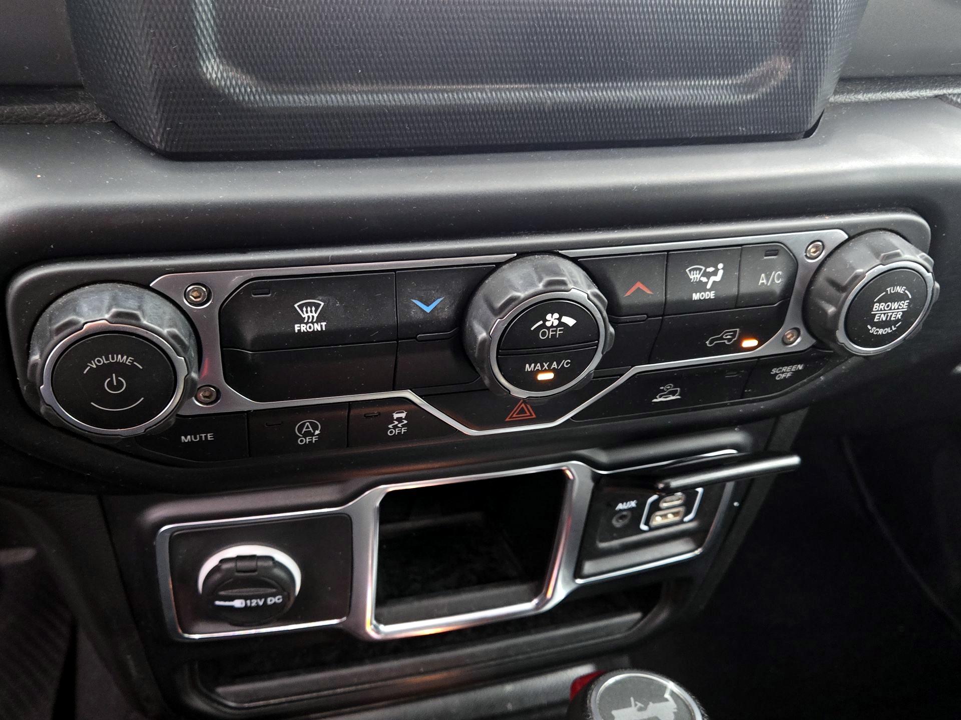 Thumbnail: 2023 Jeep Wrangler - 16