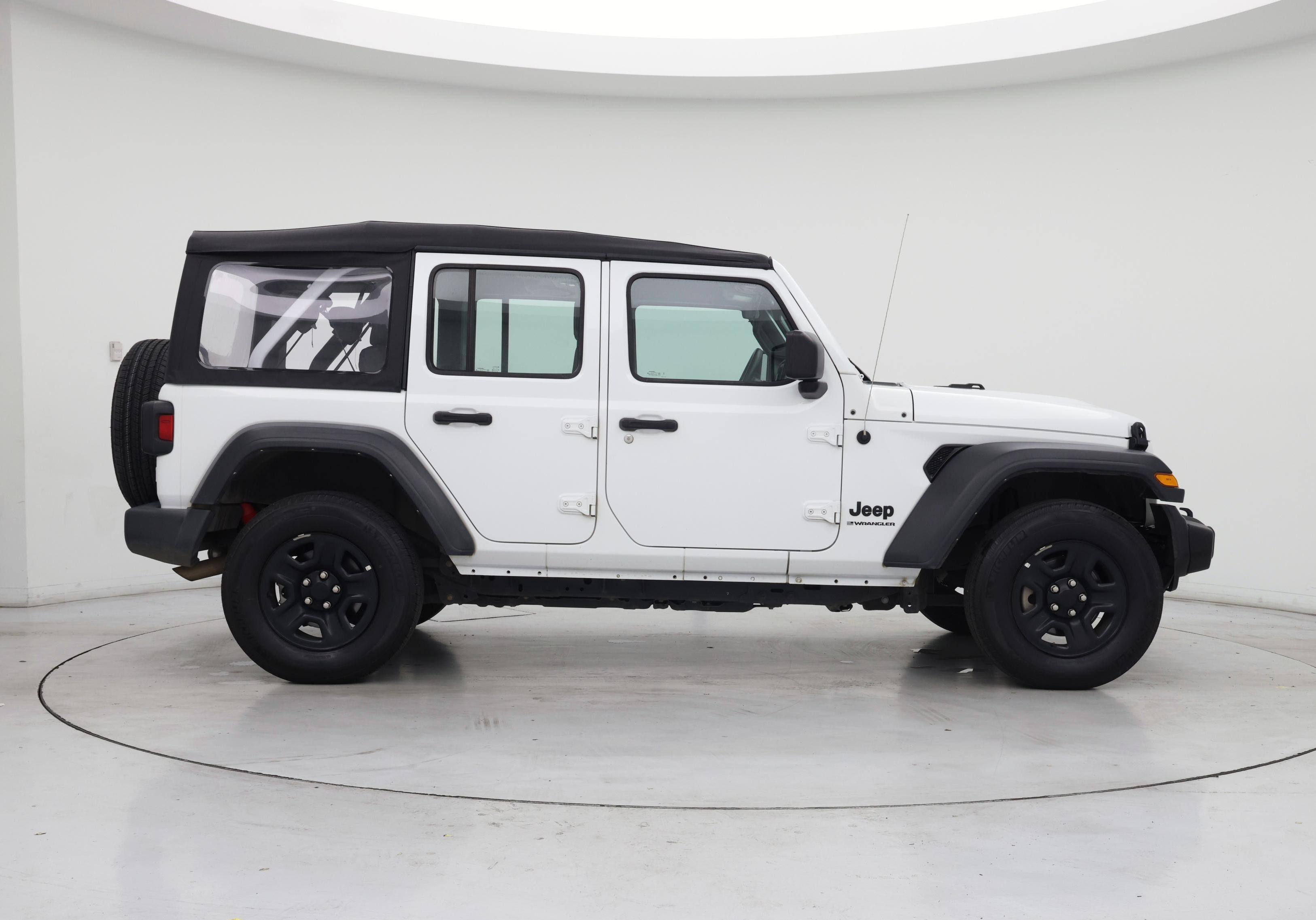 Thumbnail: 2023 Jeep Wrangler - 7