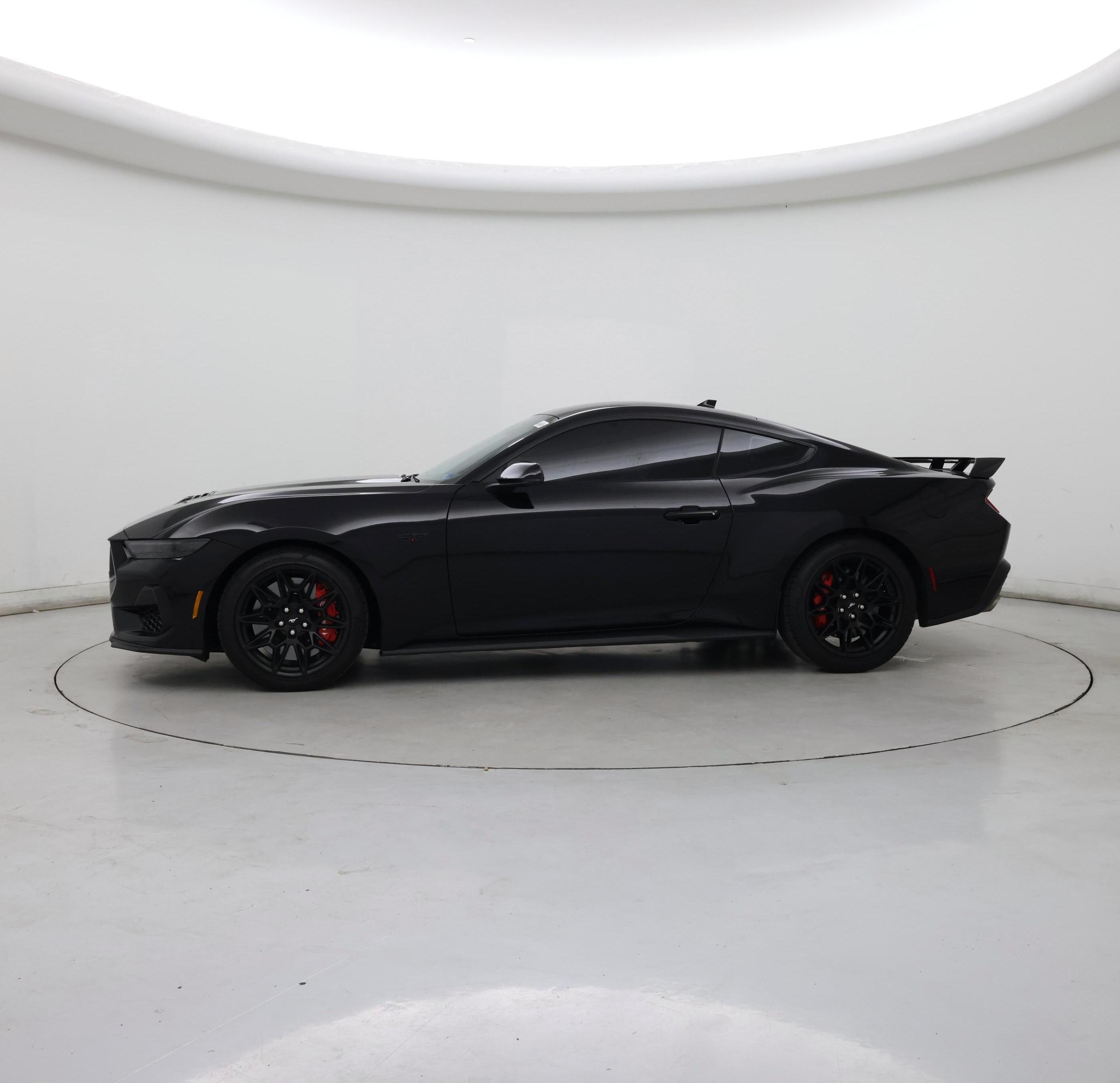 Thumbnail: 2025 Ford Mustang - 3