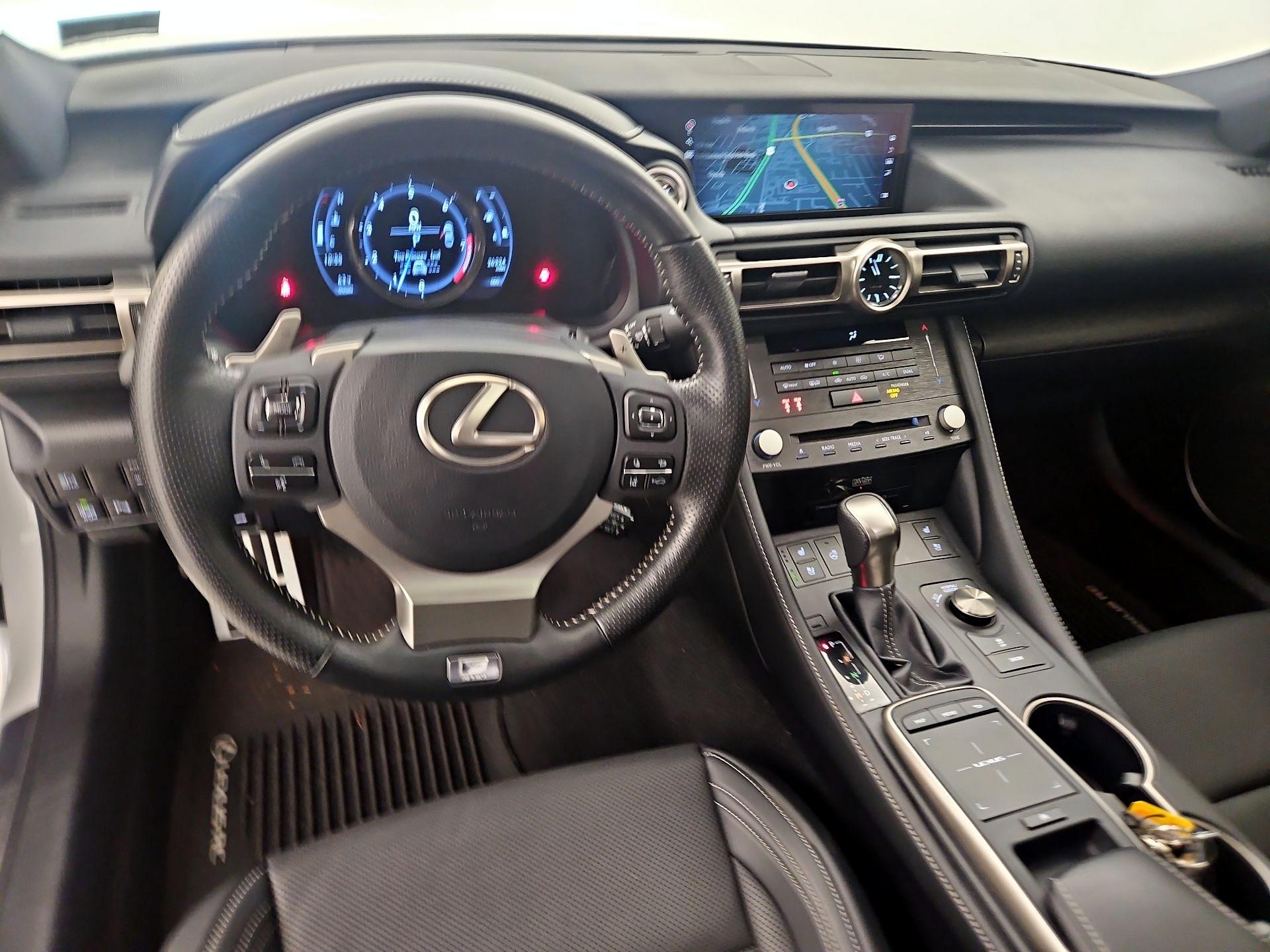 Thumbnail: 2020 Lexus RC - 10